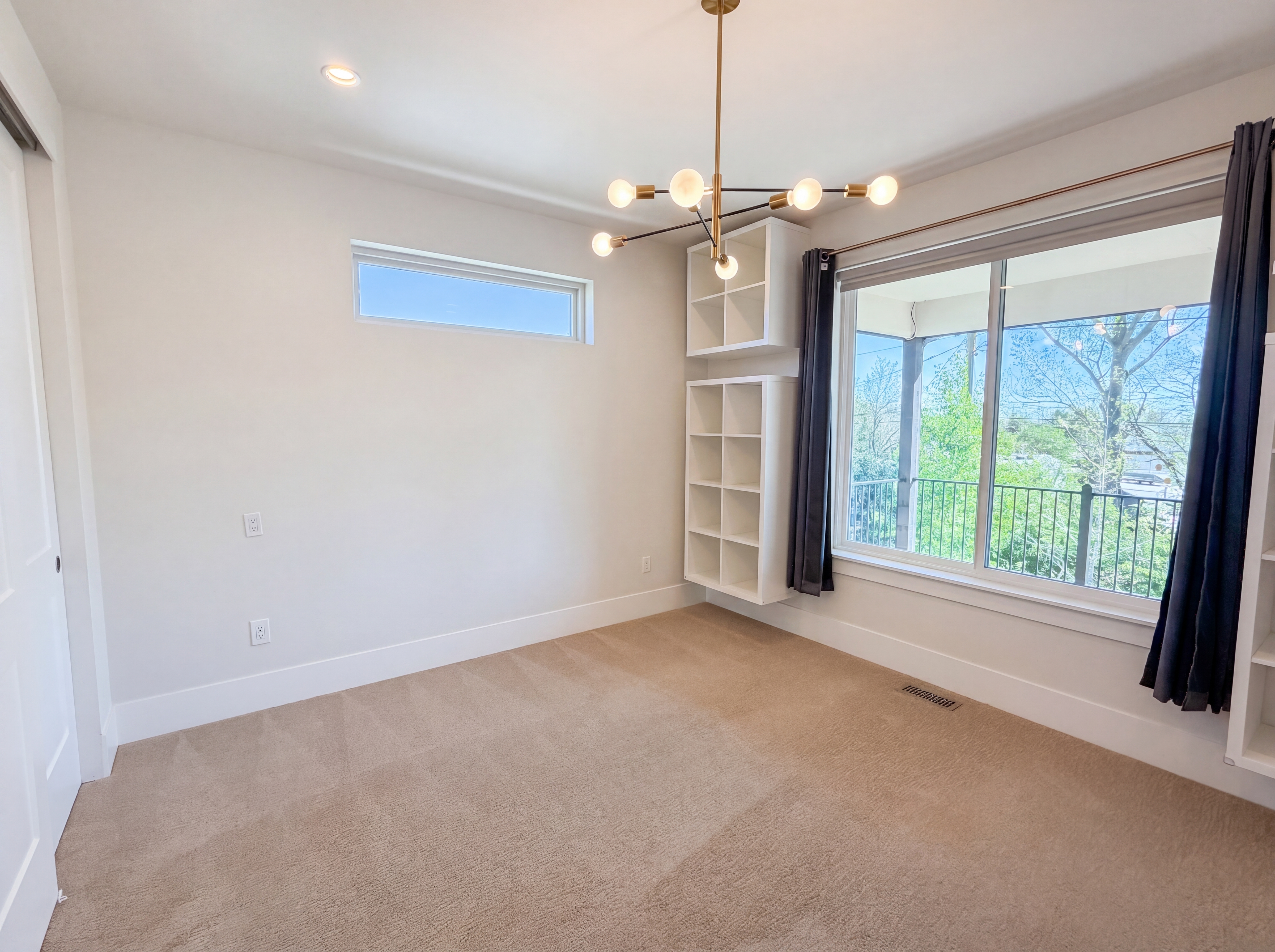 Photo 19 of 42 of 8804 S Brentwood St, Littleton, CO