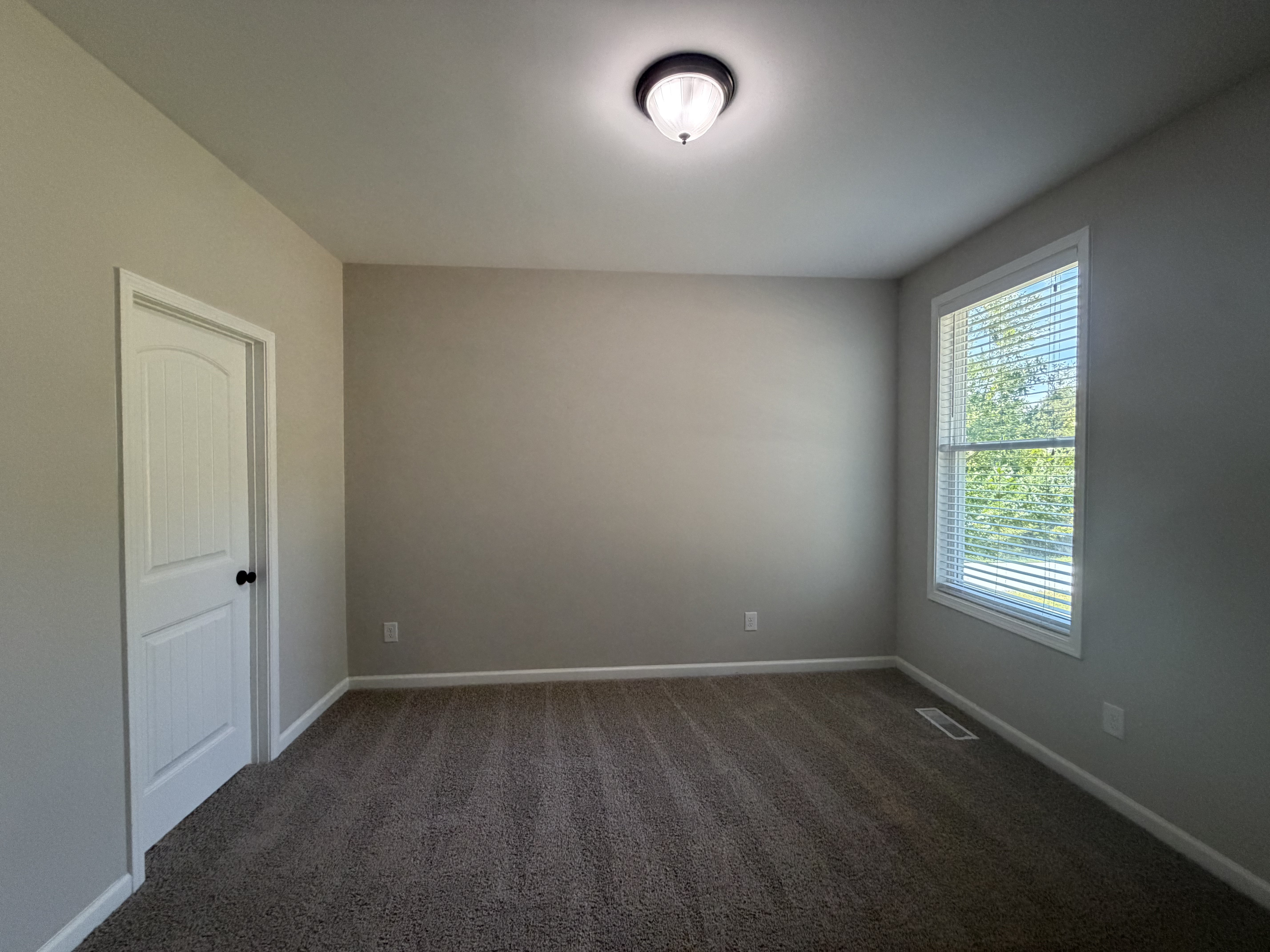 Photo 4 of 18 of 6302 Cabin Branch Dr, Durham, NC