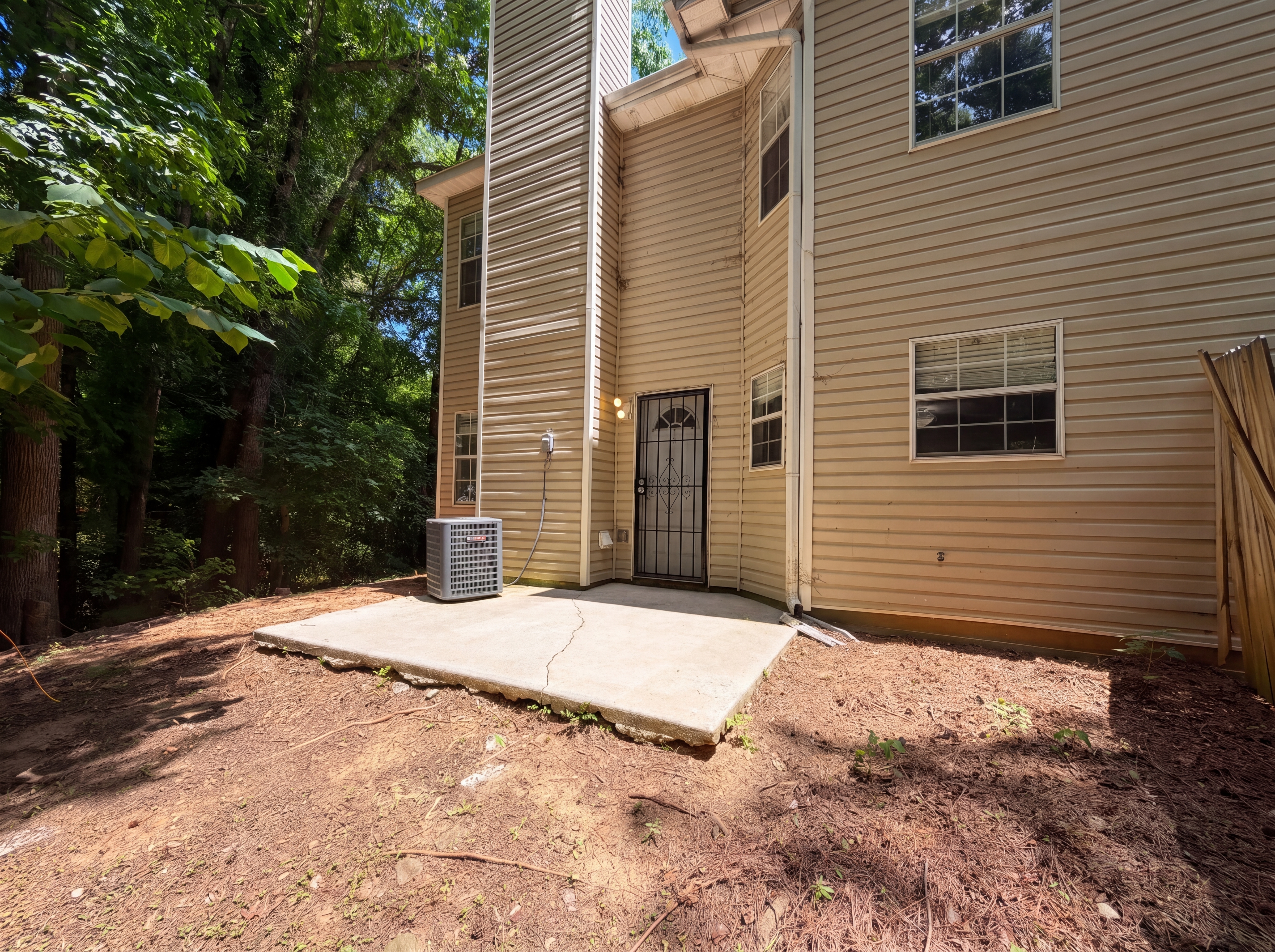 Photo 5 of 27 of 3753 Soapstone Rd, Decatur, GA