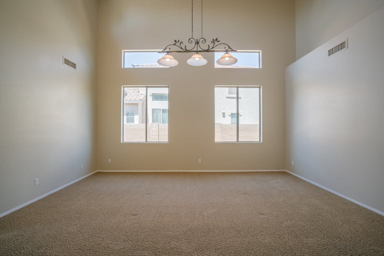 Photo 10 of 33 - 16966 W Bradford Way, Surprise, AZ 85374