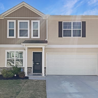 Property photo 1 of 108 W Compass Way