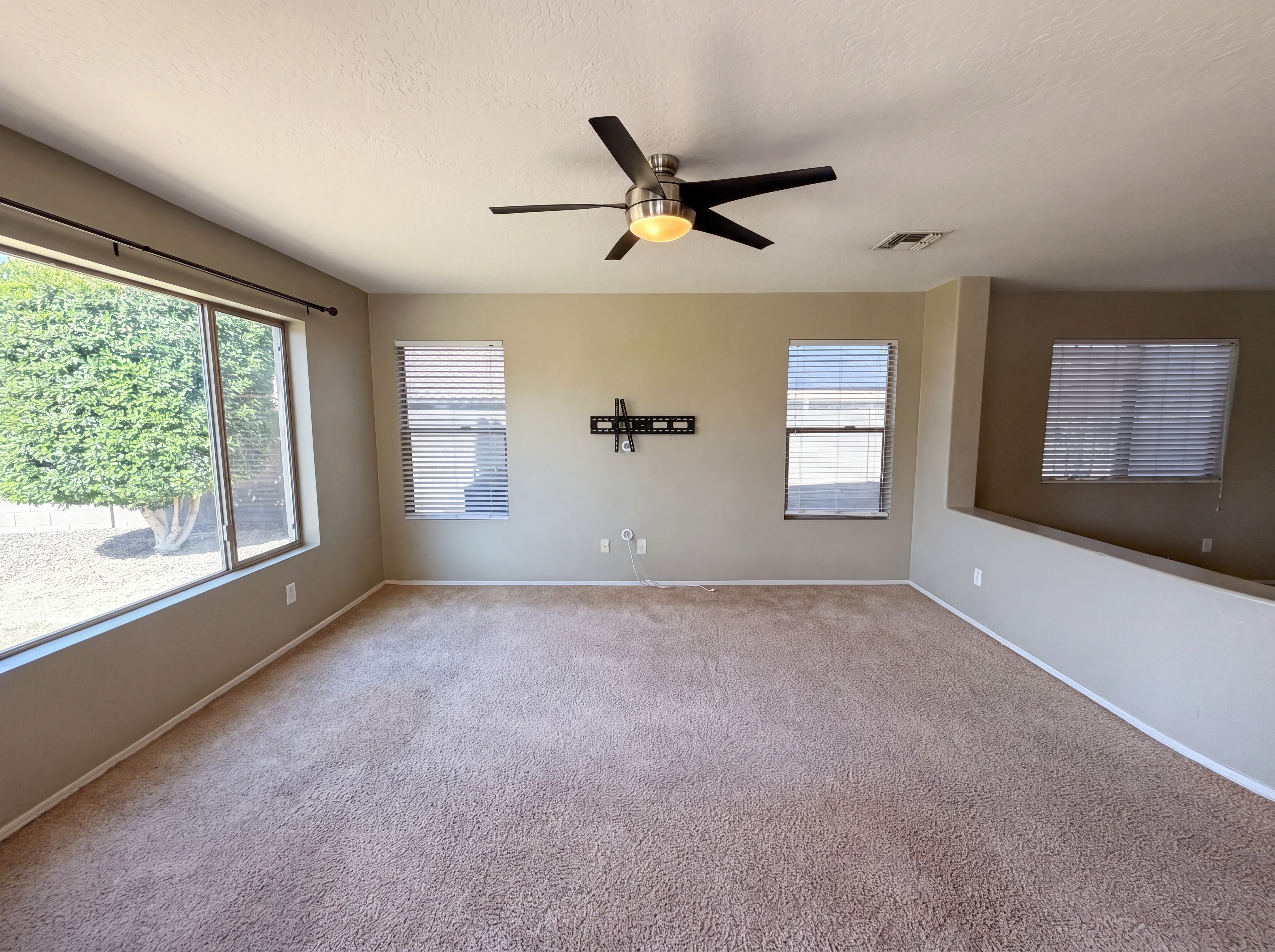 Photo 11 of 33 of 11397 W Lincoln St, Avondale, AZ