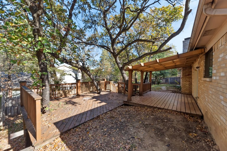 Photo 21 of 23 - 5805 Trail Crest Dr, Arlington, TX 76017