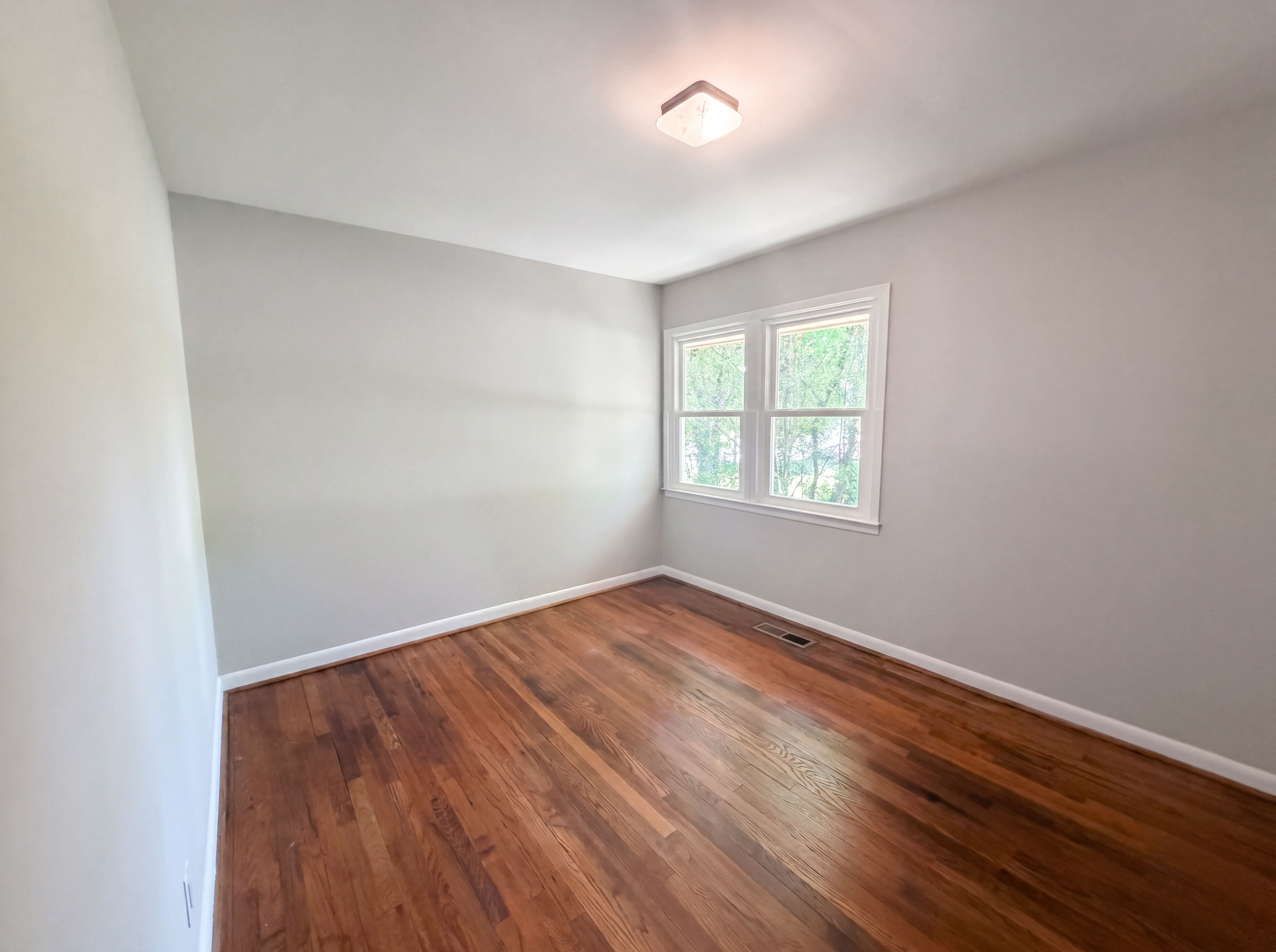 Photo 9 of 15 of 2405 N Duke St, Durham, NC