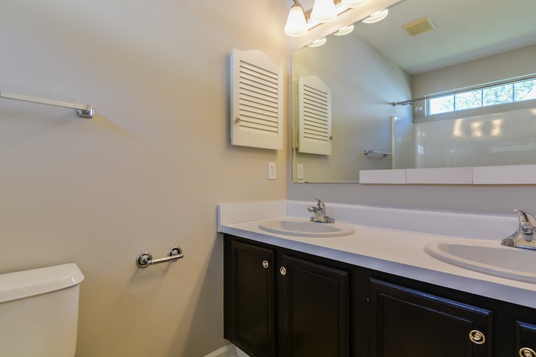 Photo 12 of 25 - 116 Theophilous Trce, Holly Springs, NC 27540