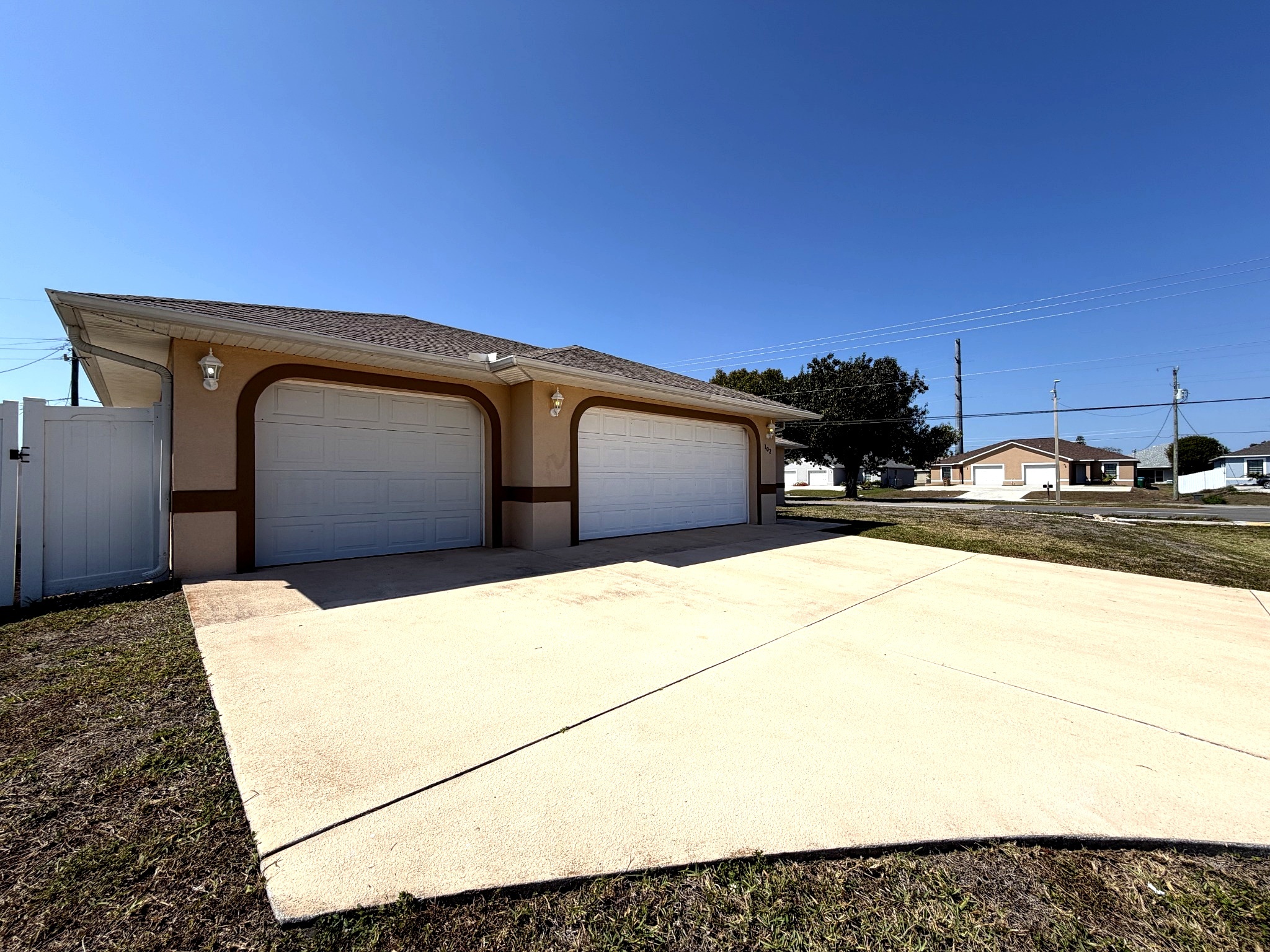 Photo 22 of 23 of 102 SE 43rd Ln, Cape Coral, FL