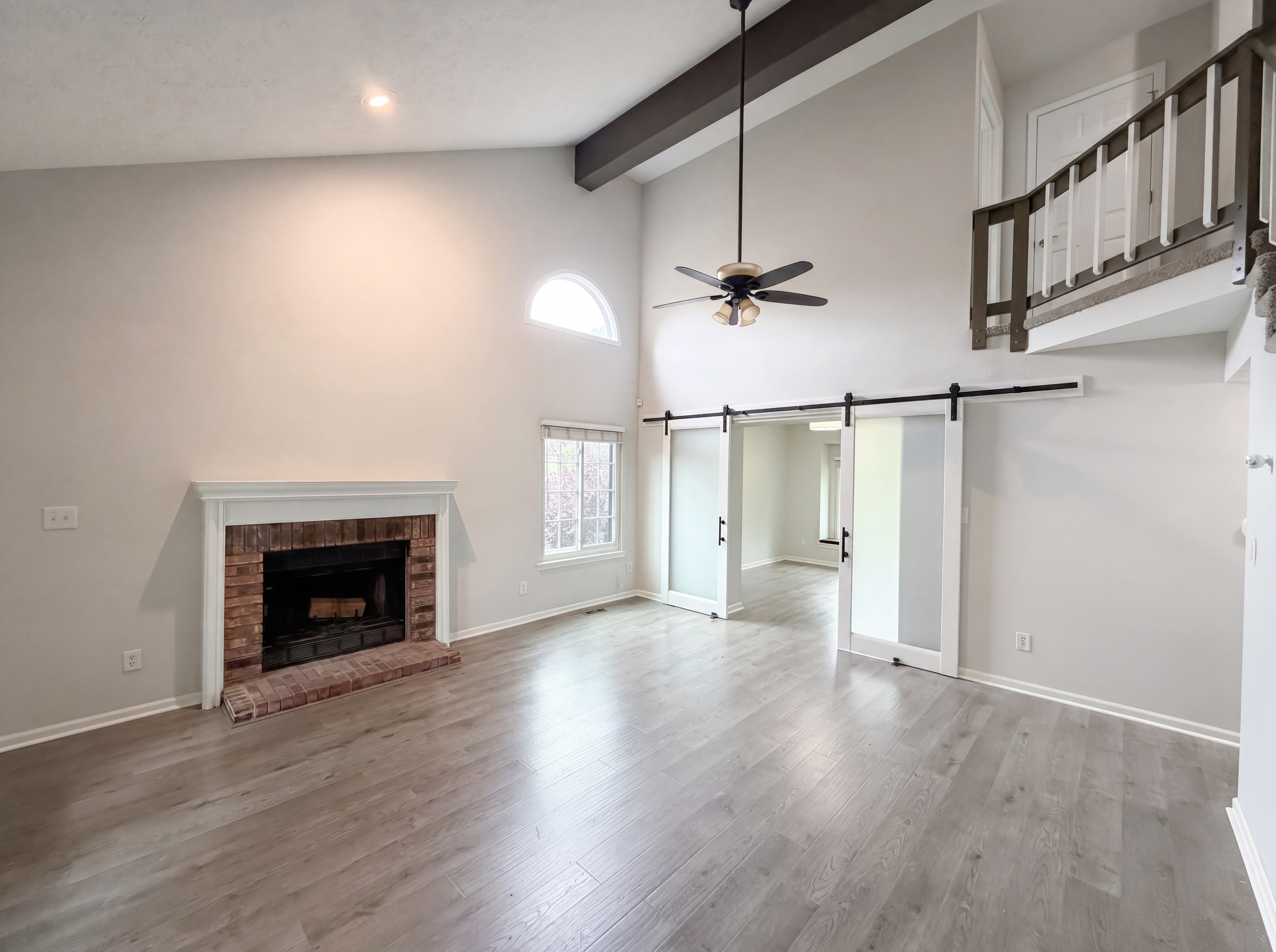 Photo 3 of 21 of 8302 La Habra Ln, Indianapolis, IN