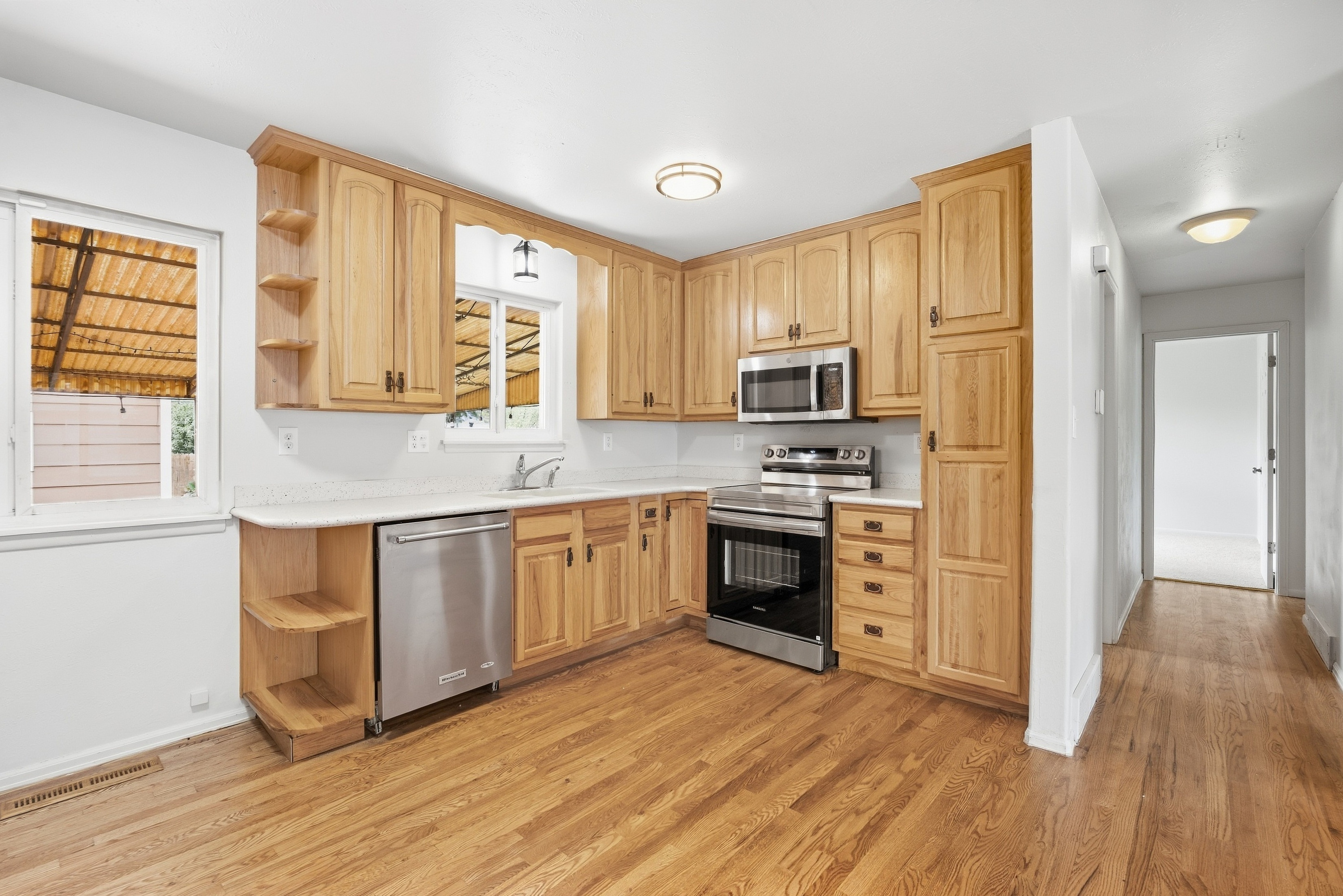 Photo 6 of 20 of 2826 Jon St, Colorado Springs, CO