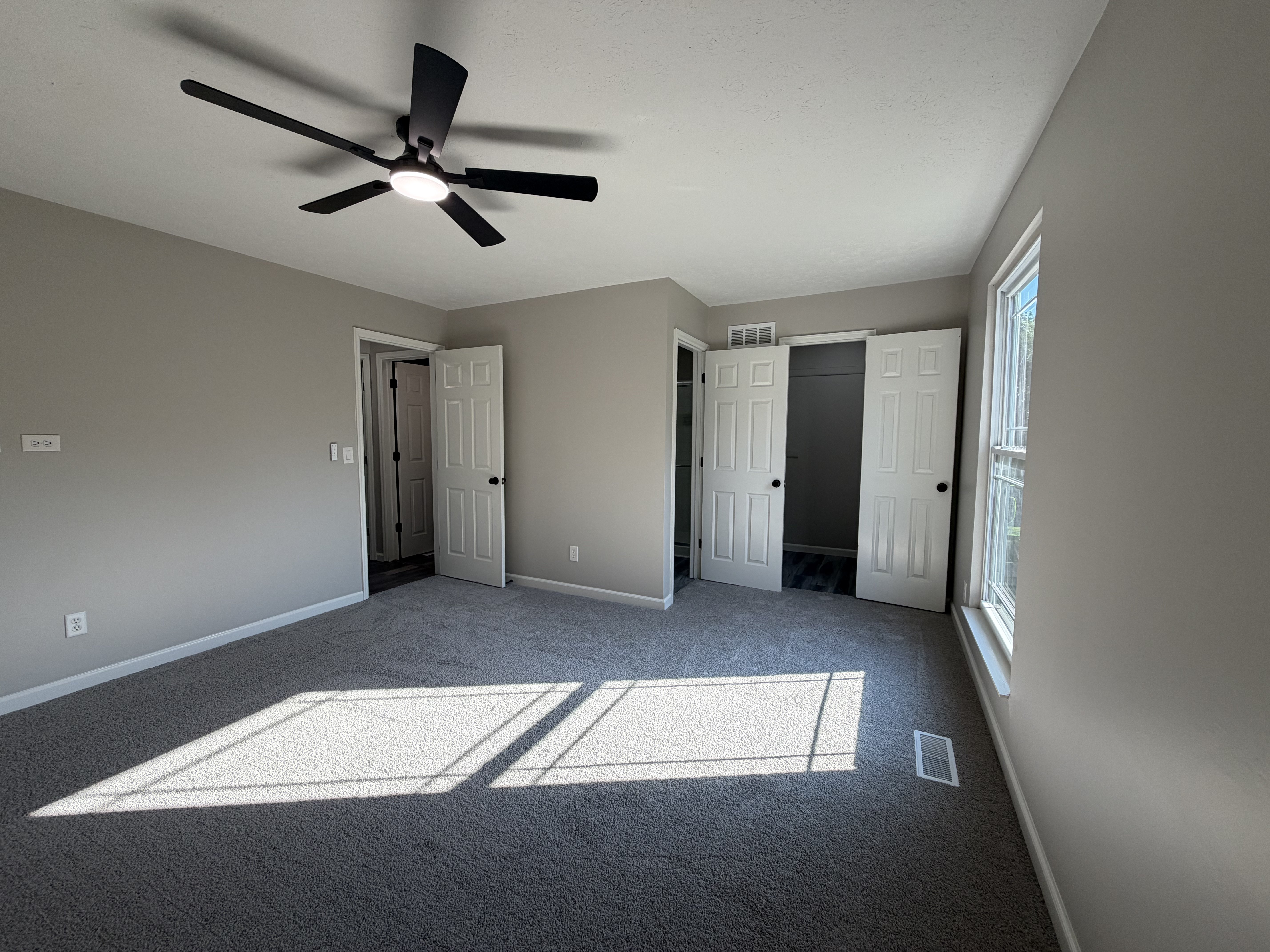 Photo 4 of 27 of 1148 Navaho Dr, Lebanon, OH