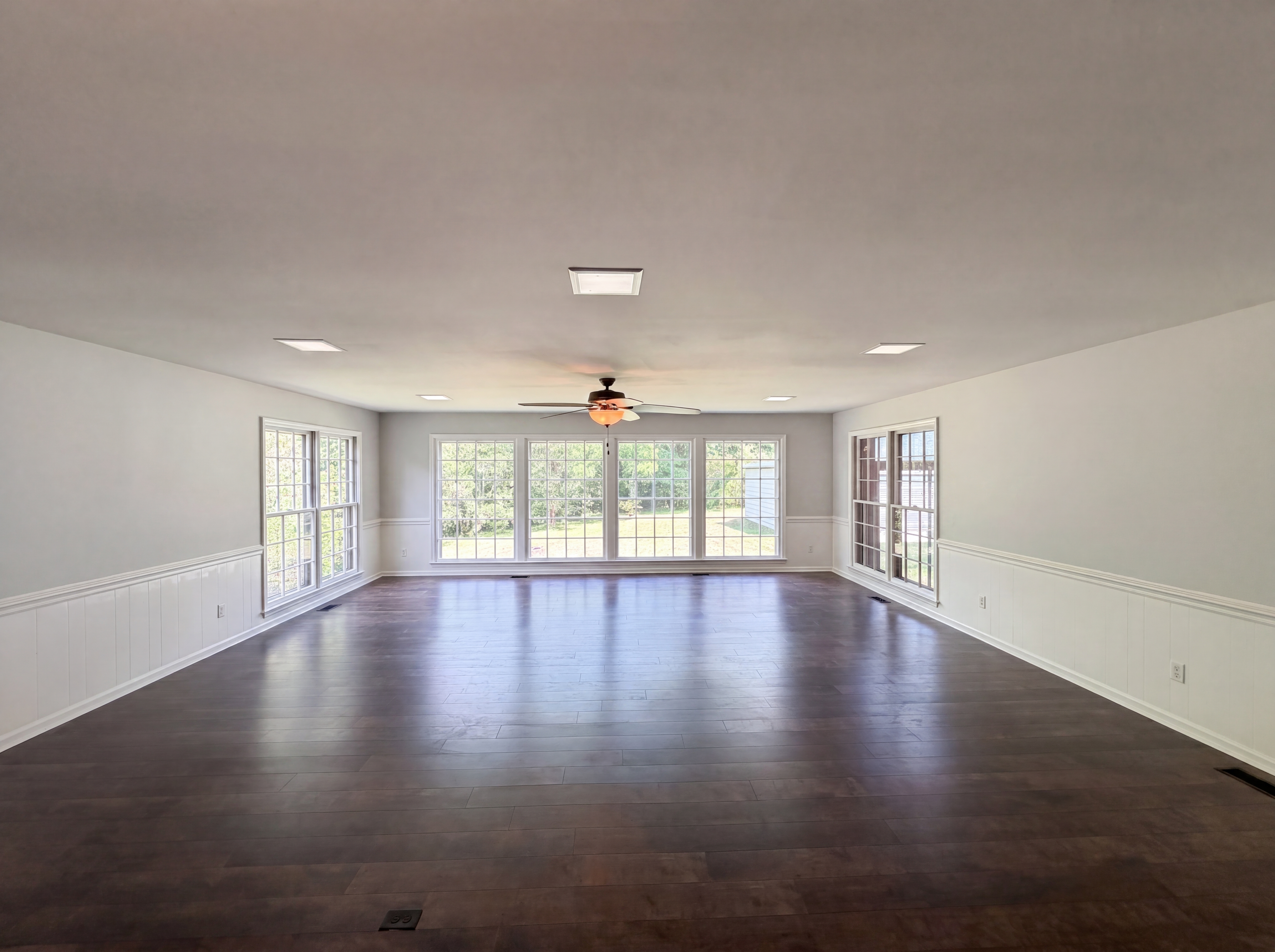 Photo 9 of 17 of 624 Green Willow Cir, Wendell, NC