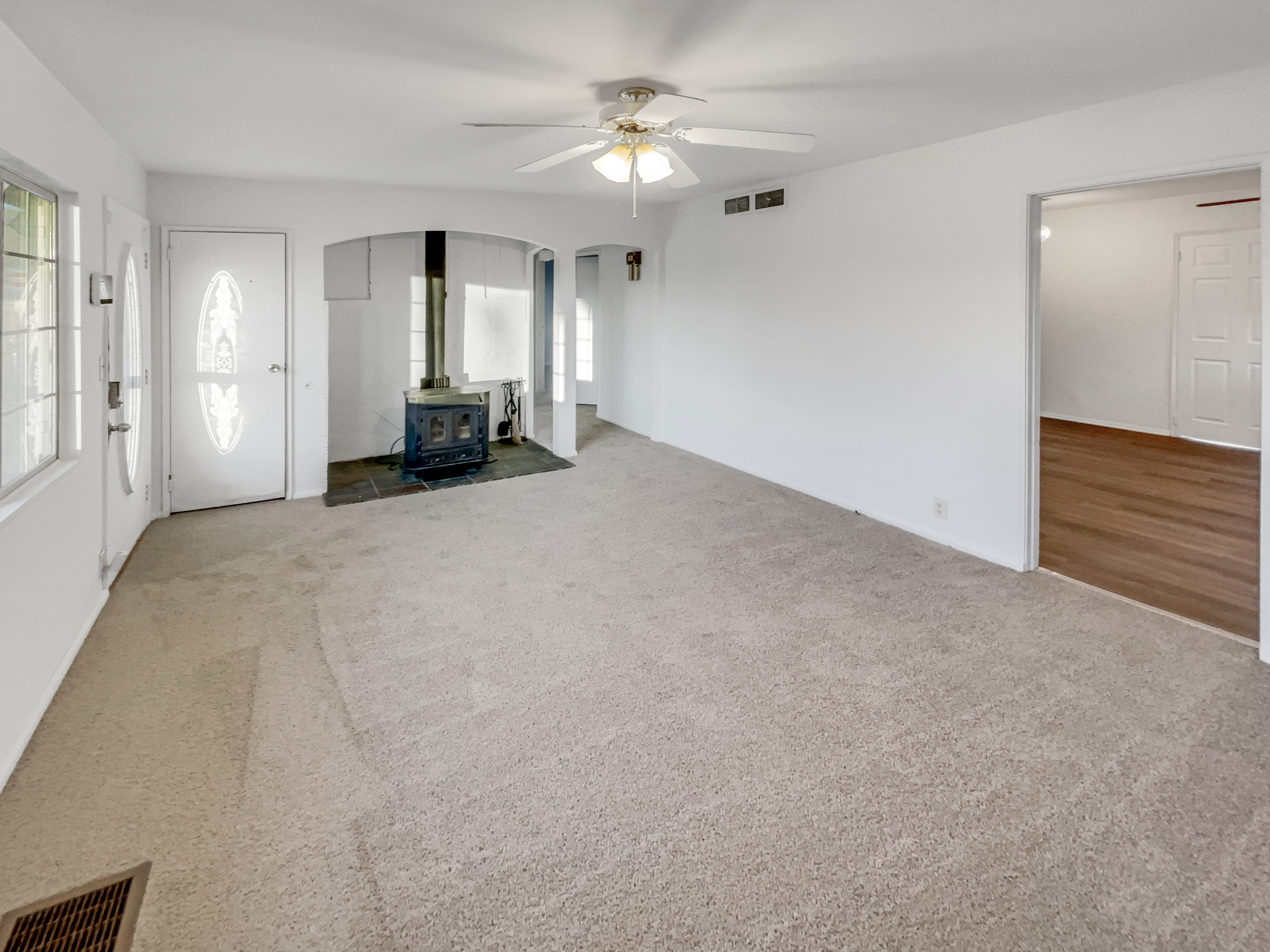 Photo 3 of 17 of 1204 Rockwood Ave, Colorado Springs, CO