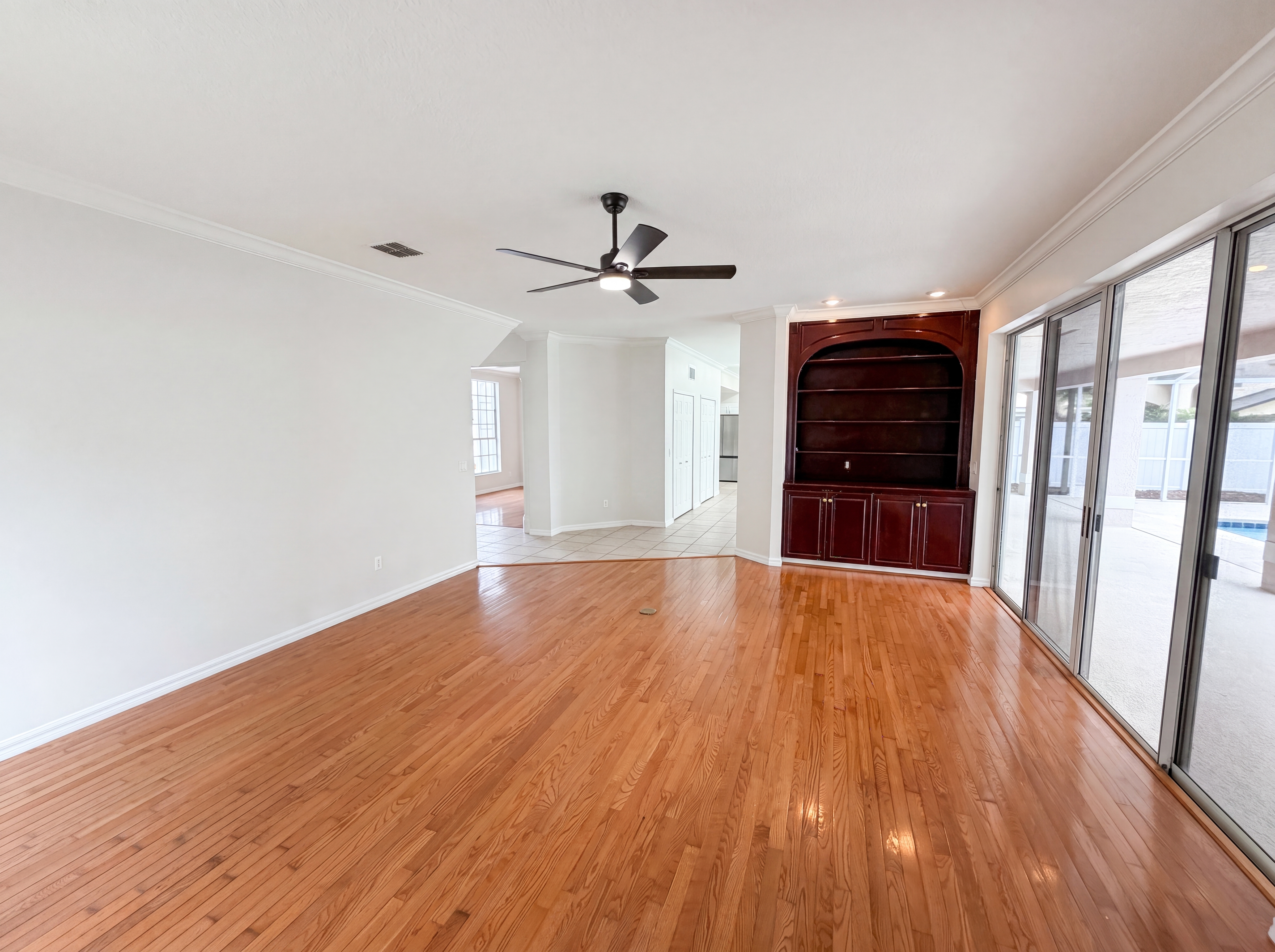 Photo 12 of 43 of 2270 Blossomwood Dr, Oviedo, FL