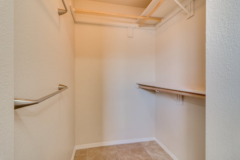 Photo 15 of 27 - 7239 W Sunnyslope Ln, Peoria, AZ 85345