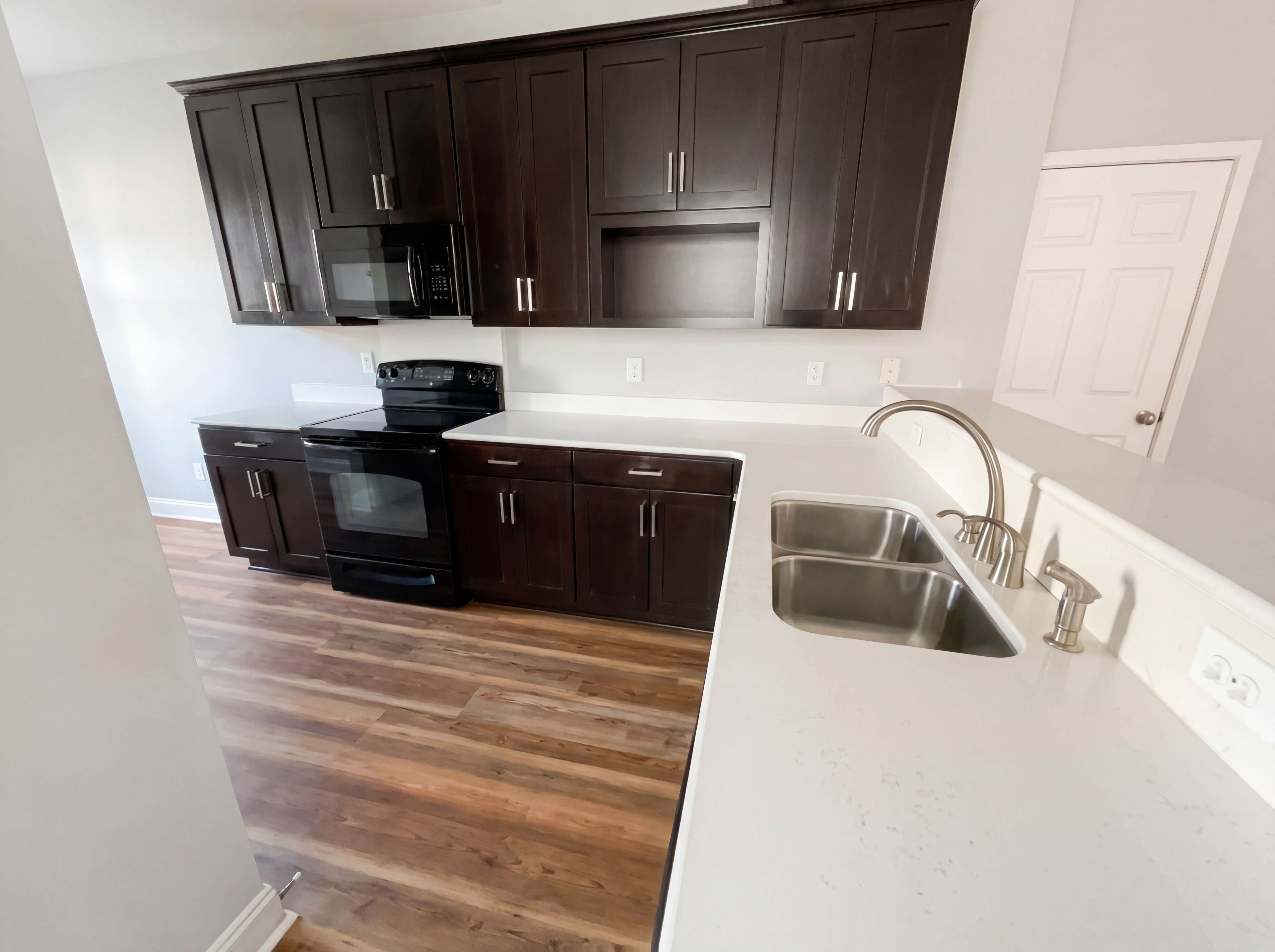 Photo 10 of 29 of 278 Chemistry Cir, Ladson, SC