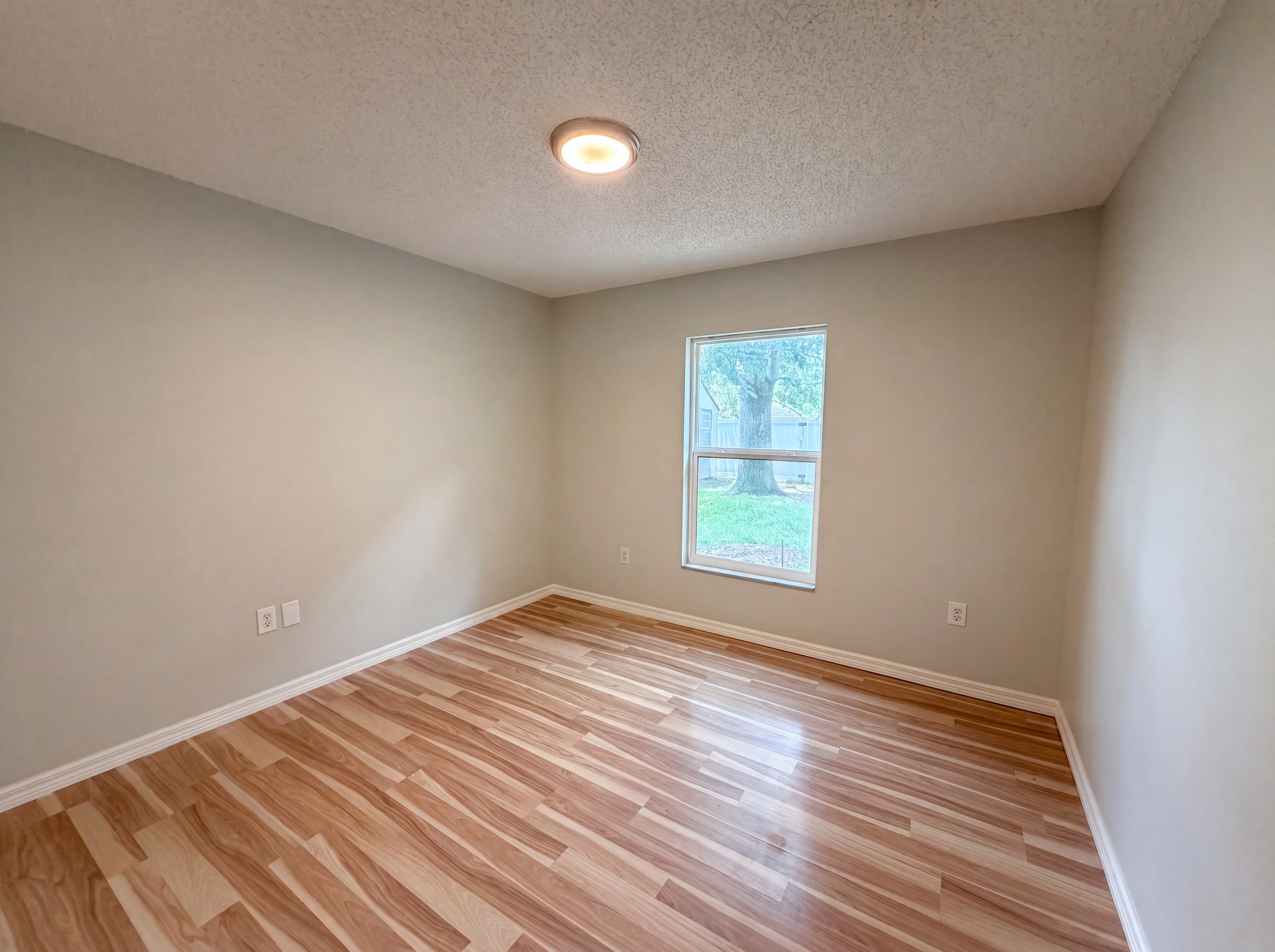 Photo 13 of 20 of 1360 Wildberry Ln, Deltona, FL