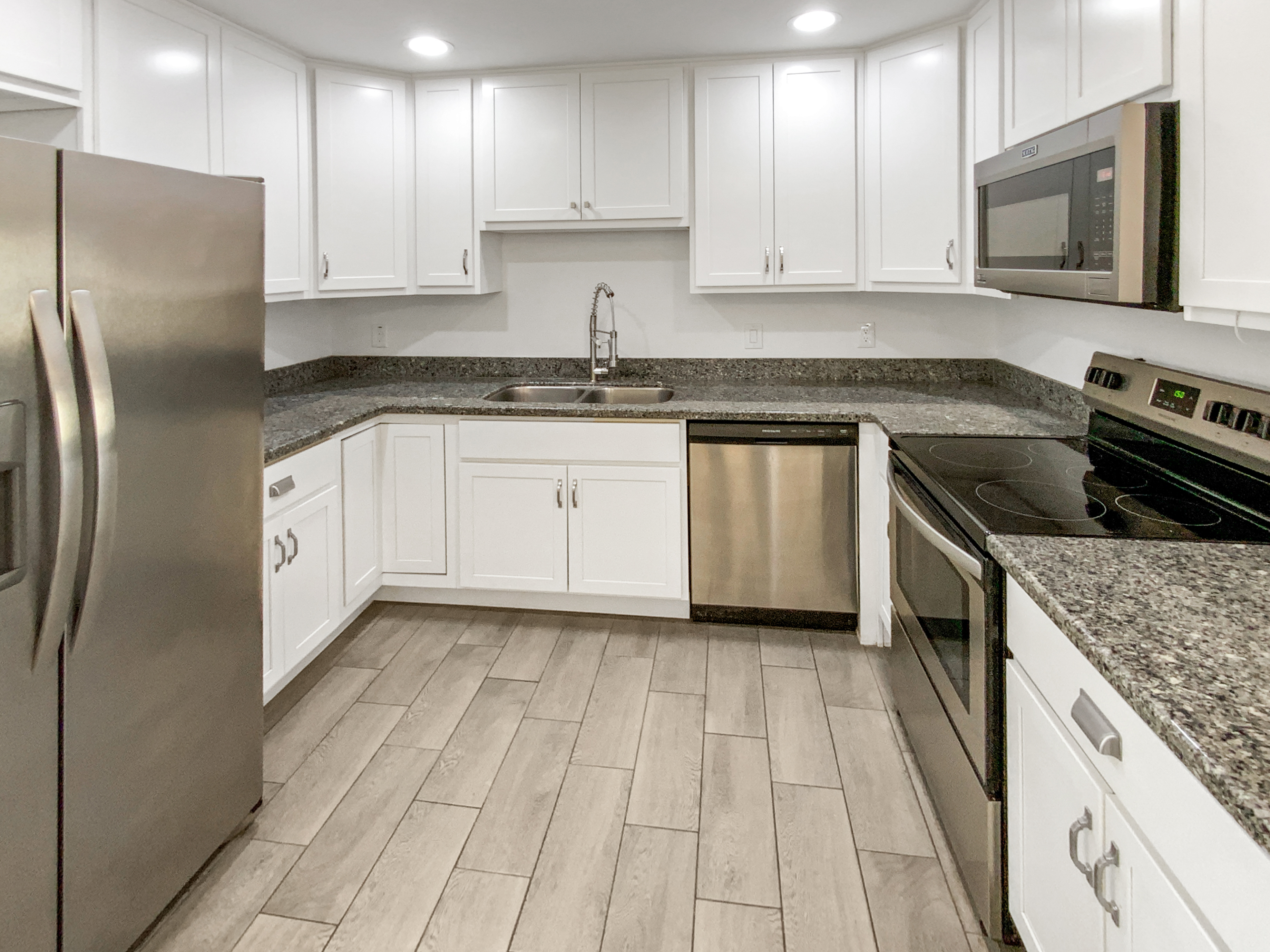 Photo 10 of 25 of 9206 W Mescal St, Peoria, AZ