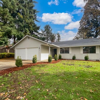 Property photo 1 of 190 SE 32nd Ave