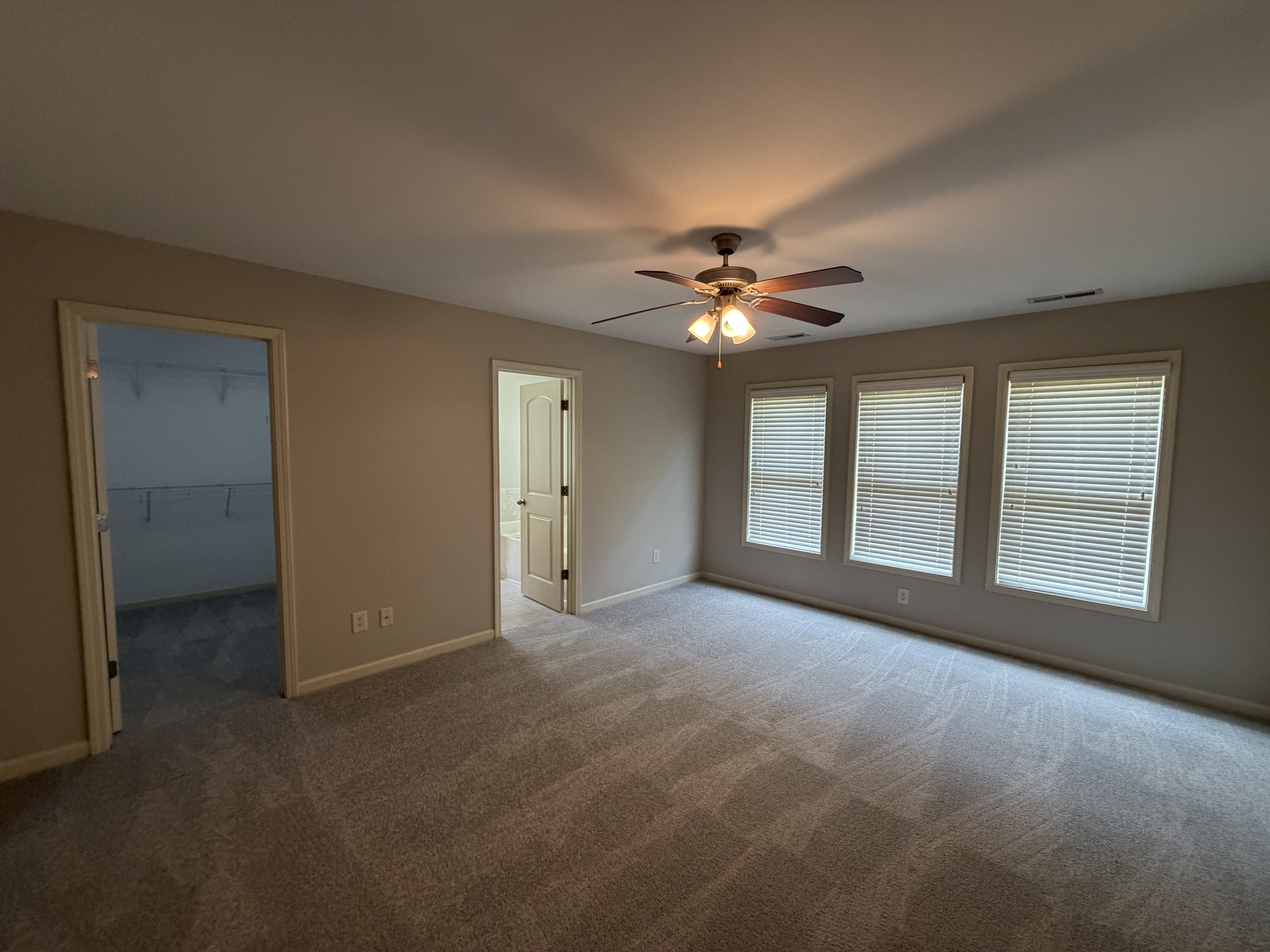 Photo 4 of 17 of 4143 White Kestrel Dr, Raleigh, NC