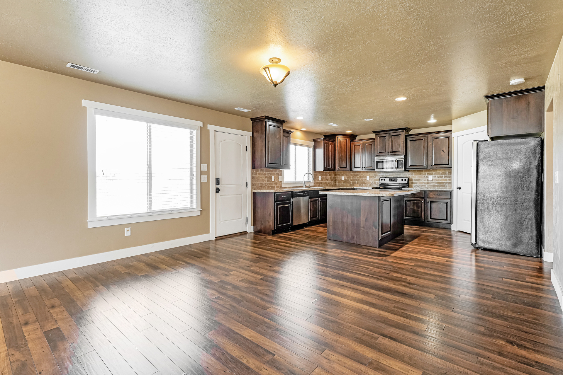 Photo 6 of 22 of 2997 N 3400 W, Ogden, UT