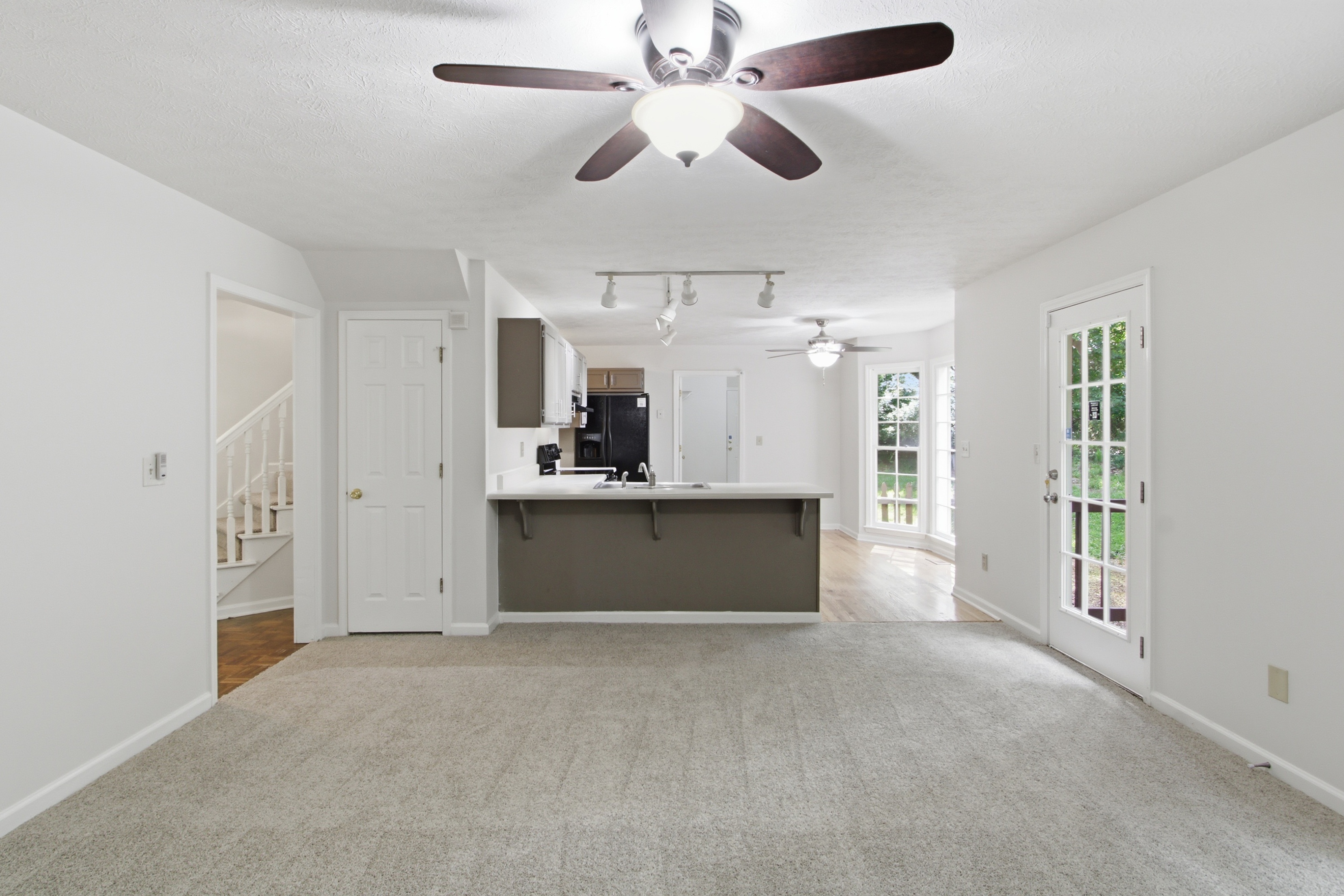 Photo 12 of 40 of 220 Braemar Rd, Fayetteville, GA