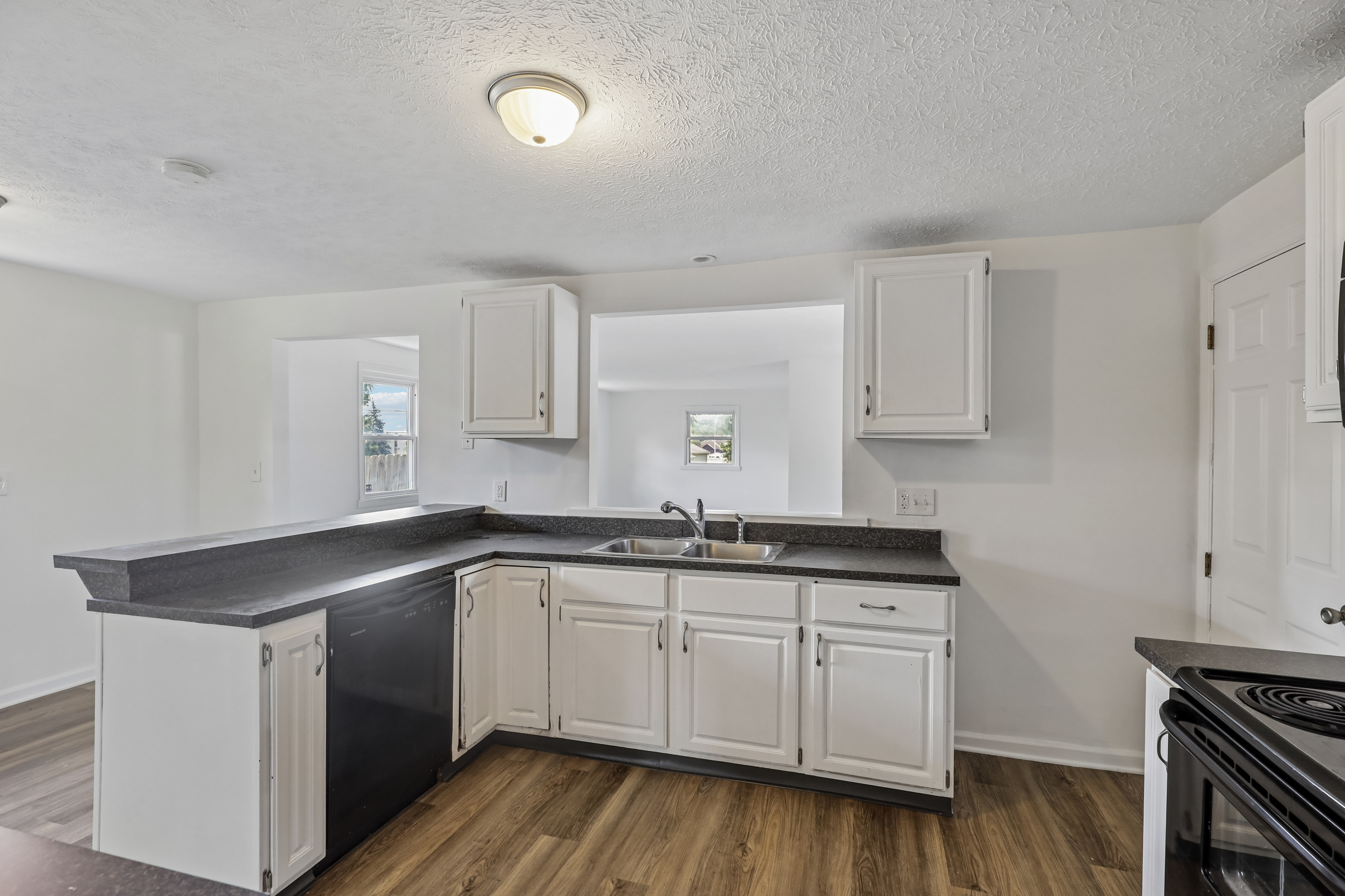 Photo 6 of 47 of 1332 Cloverfield Ave, Dayton, OH