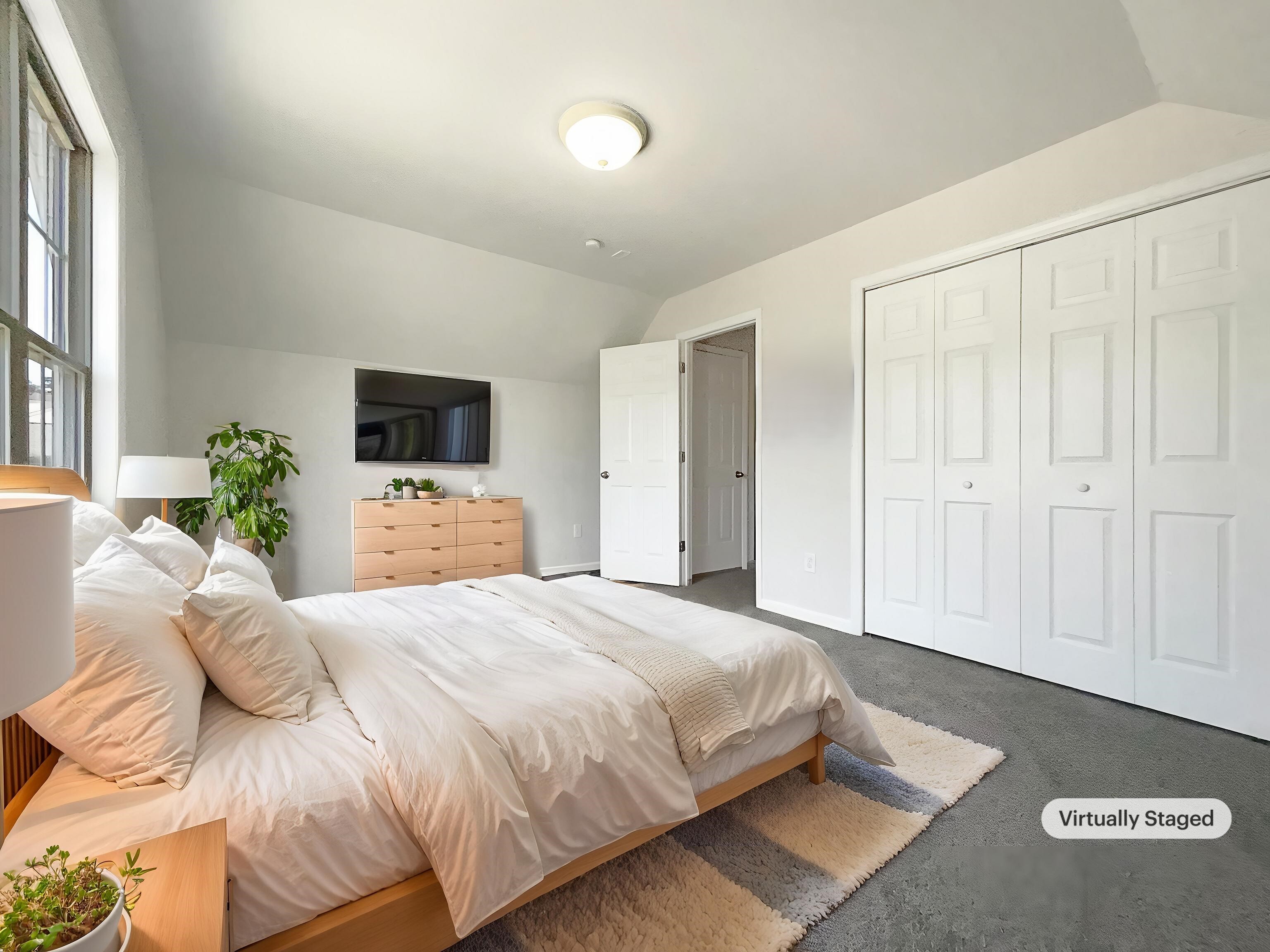 Photo 4 of 19 of 4025 Scofield Dr, Raleigh, NC
