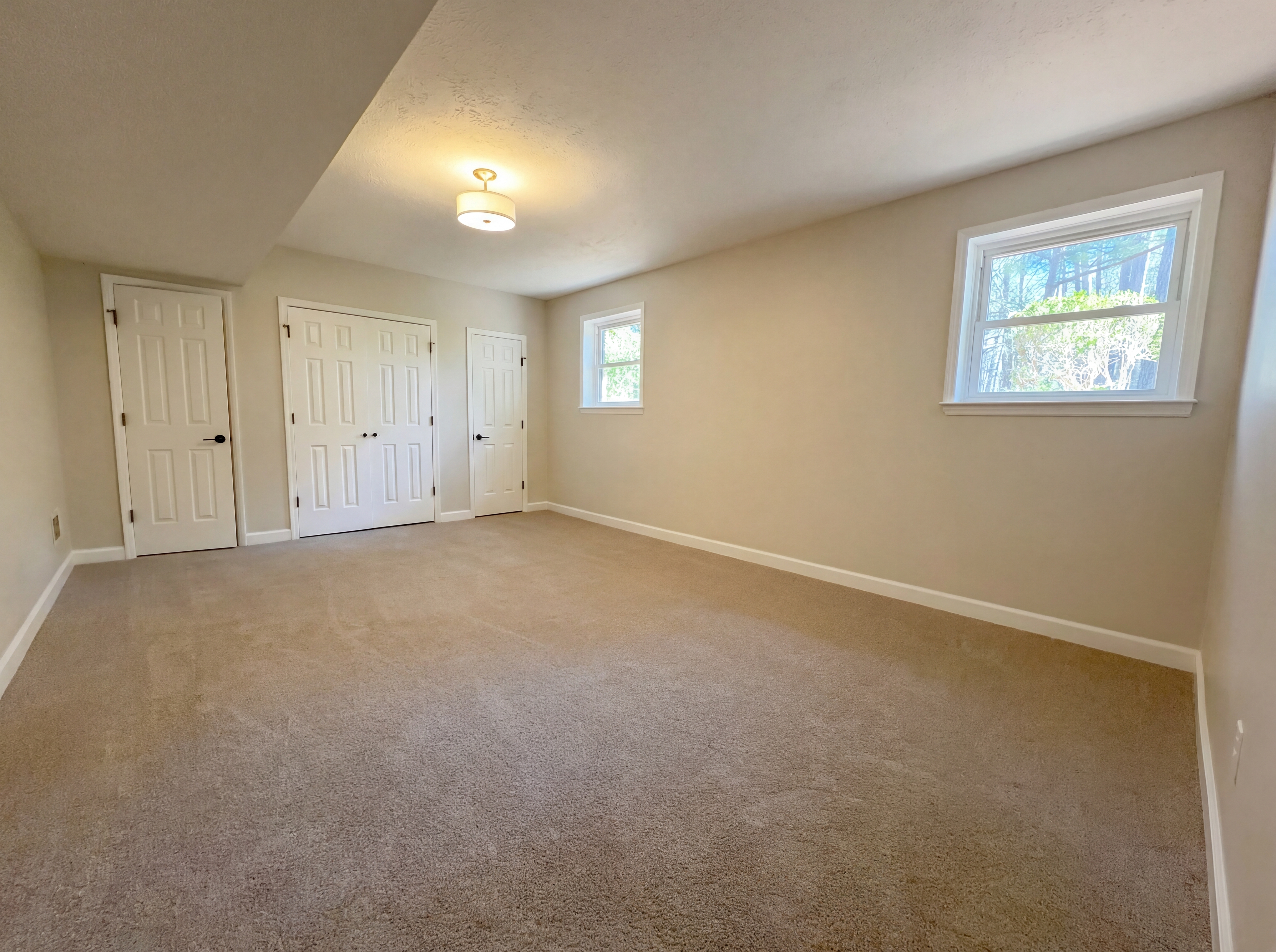 Photo 20 of 23 of 5048 Kerry Downs Rd, Hoover, AL
