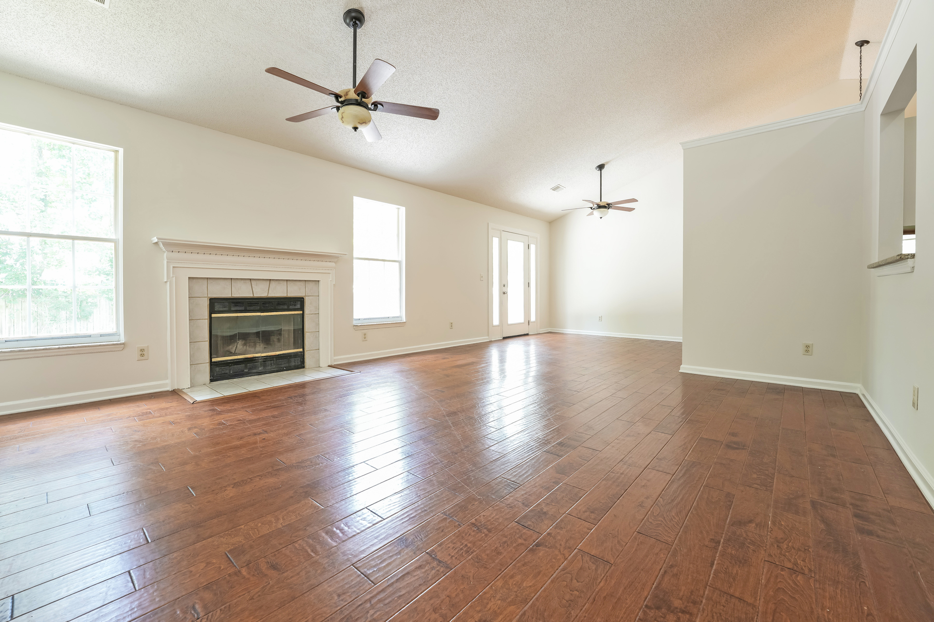 Photo 3 of 21 of 105 Ceaton Ct, Goose Creek, SC