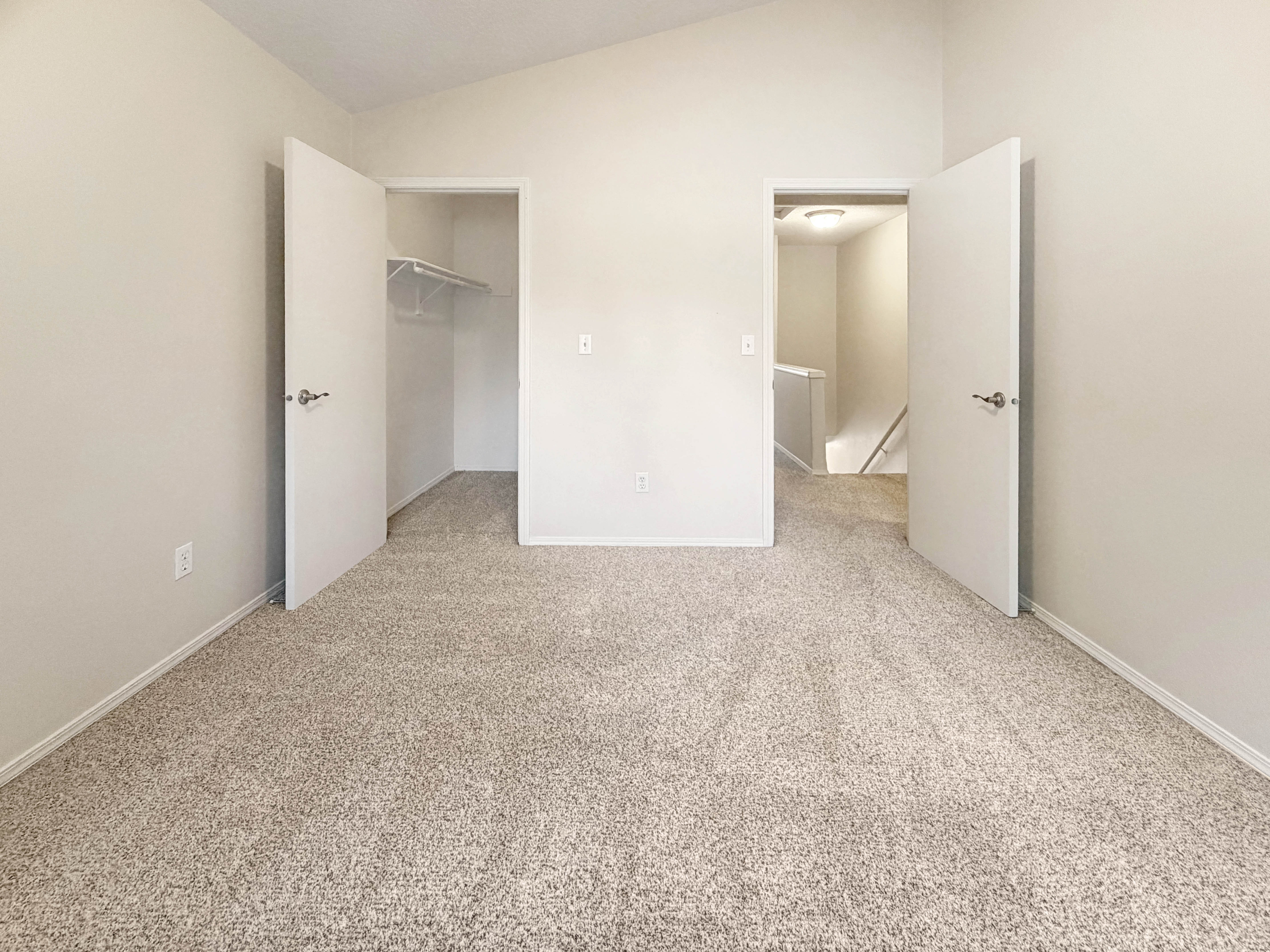 Photo 15 of 17 of 61 SE 171st Ave, Portland, OR