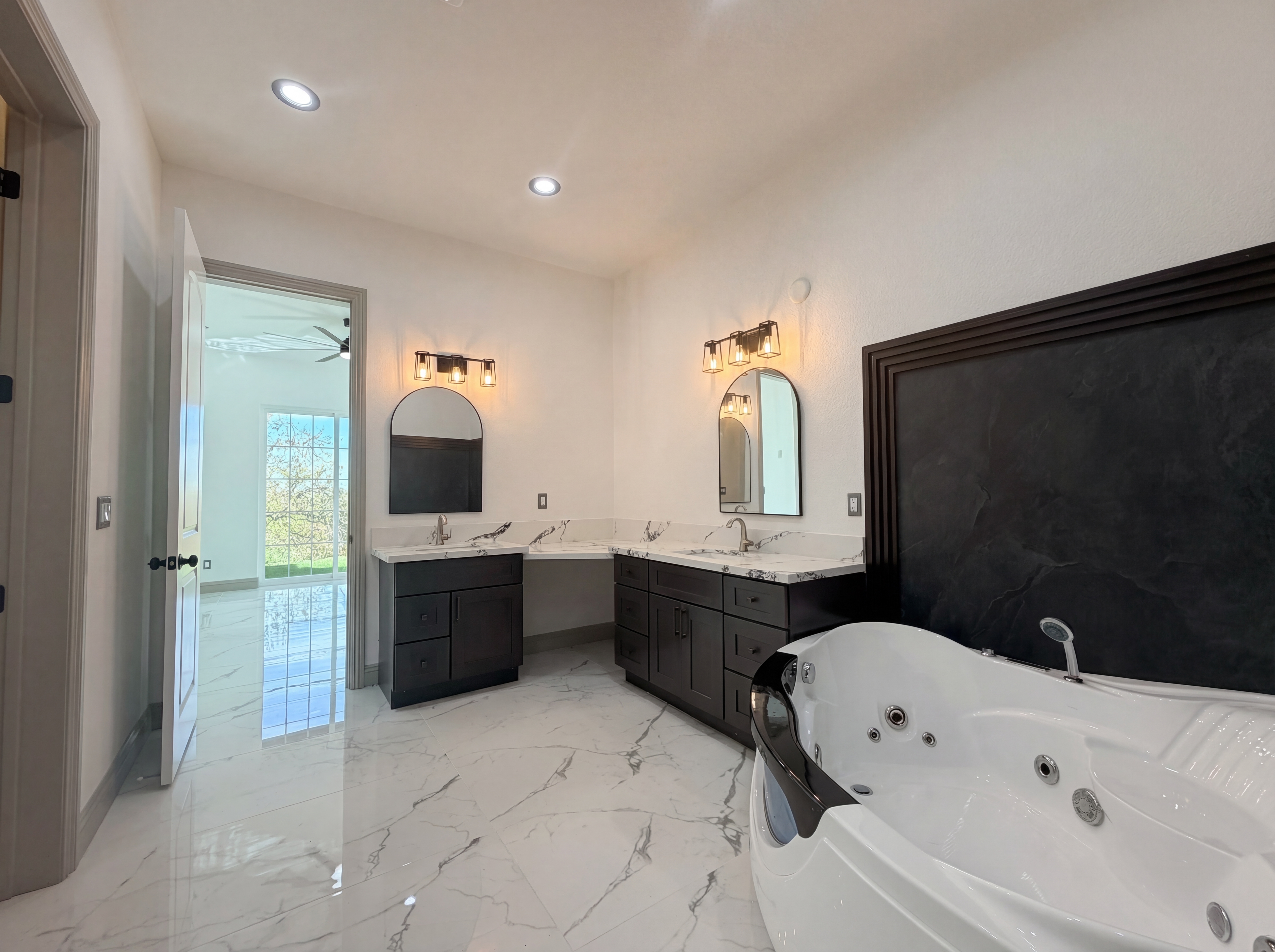 Photo 25 of 60 of 14537 Mira Vista Ln, Lockeford, CA