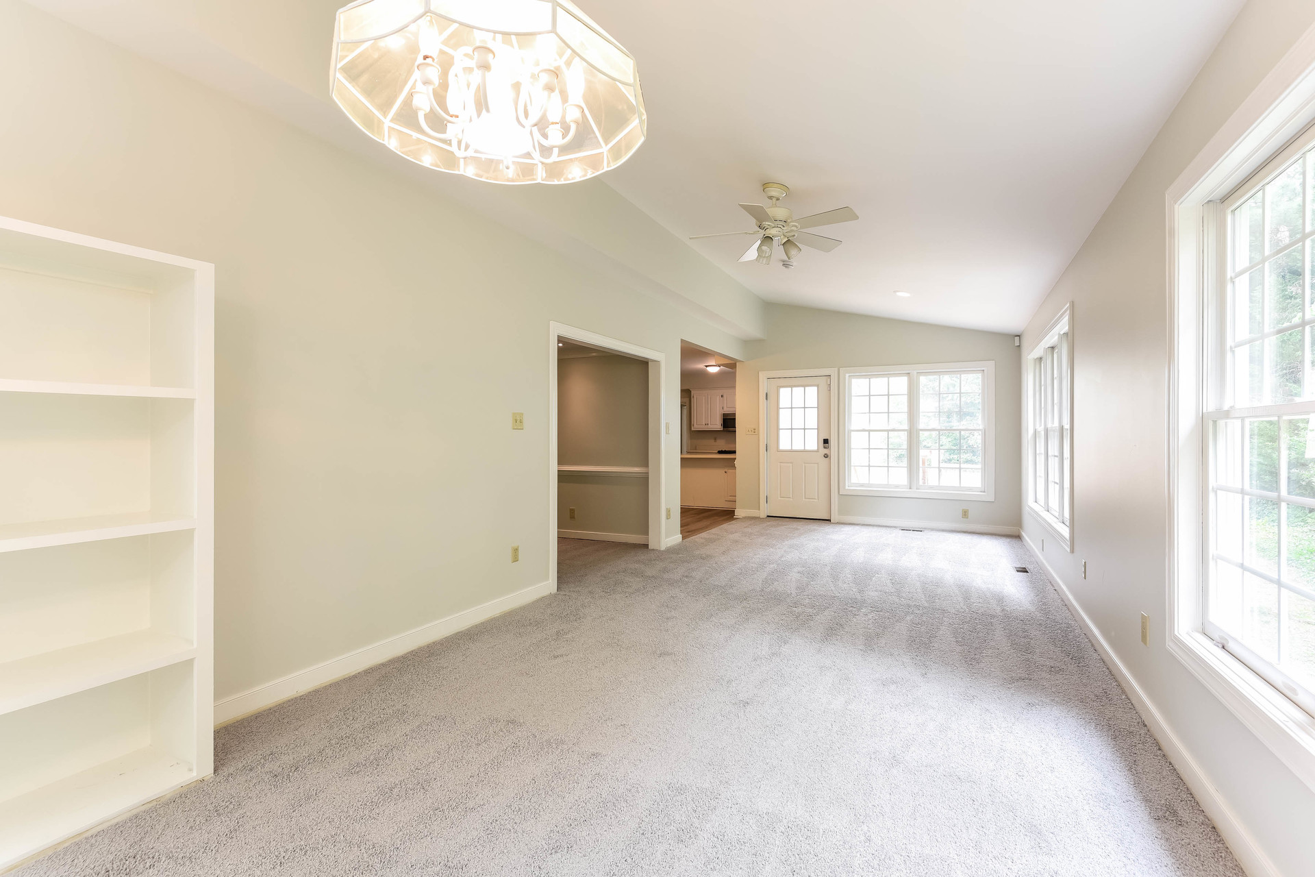 Photo 6 of 21 of 8201 Yolanda Rd, Henrico, VA