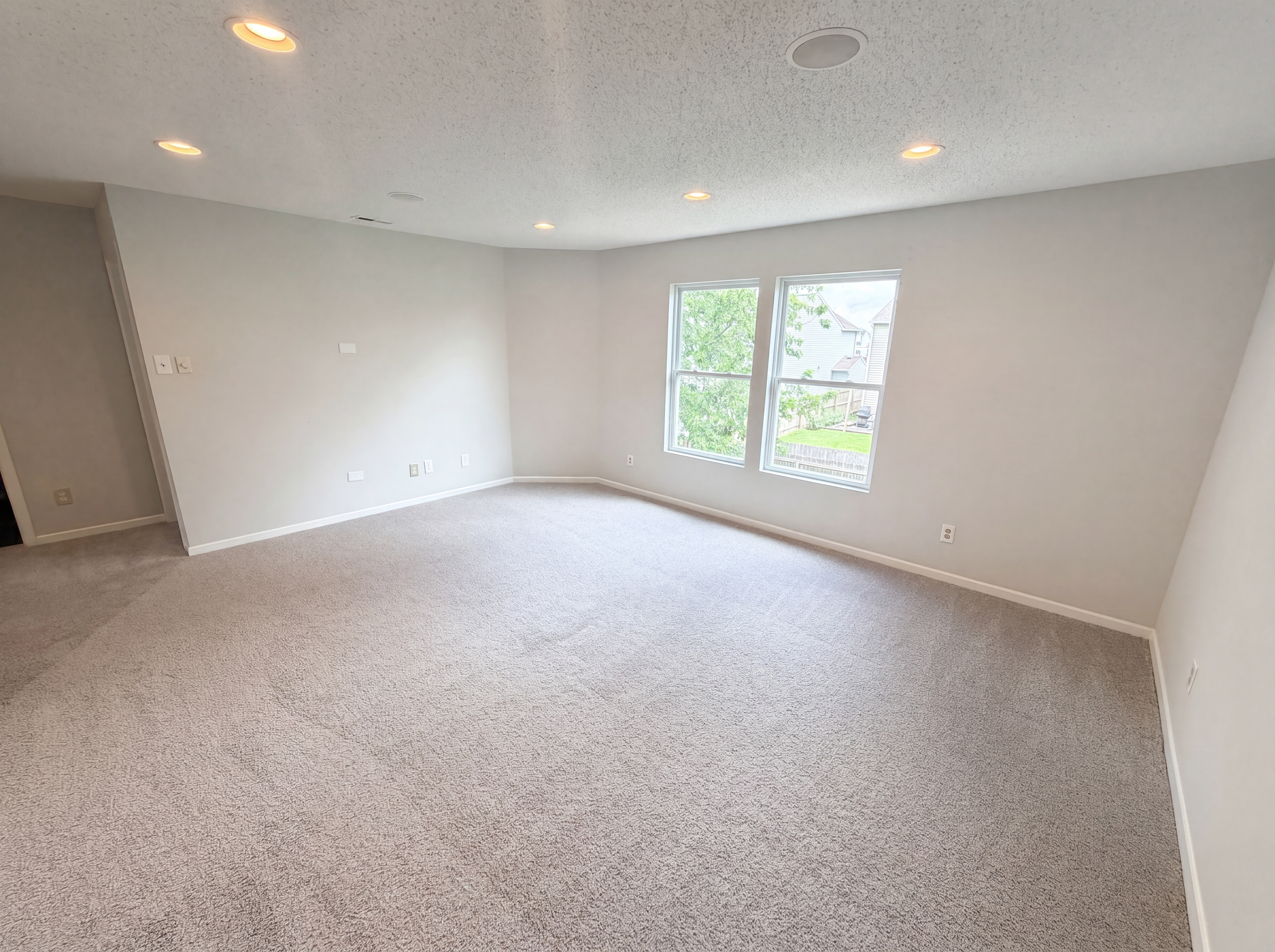 Photo 19 of 23 of 8134 S Firefly Dr, Pendleton, IN