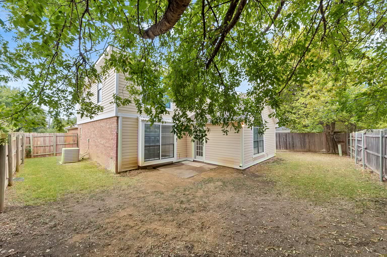 Photo 34 of 35 - 6711 Keeler Dr, Arlington, TX 76001