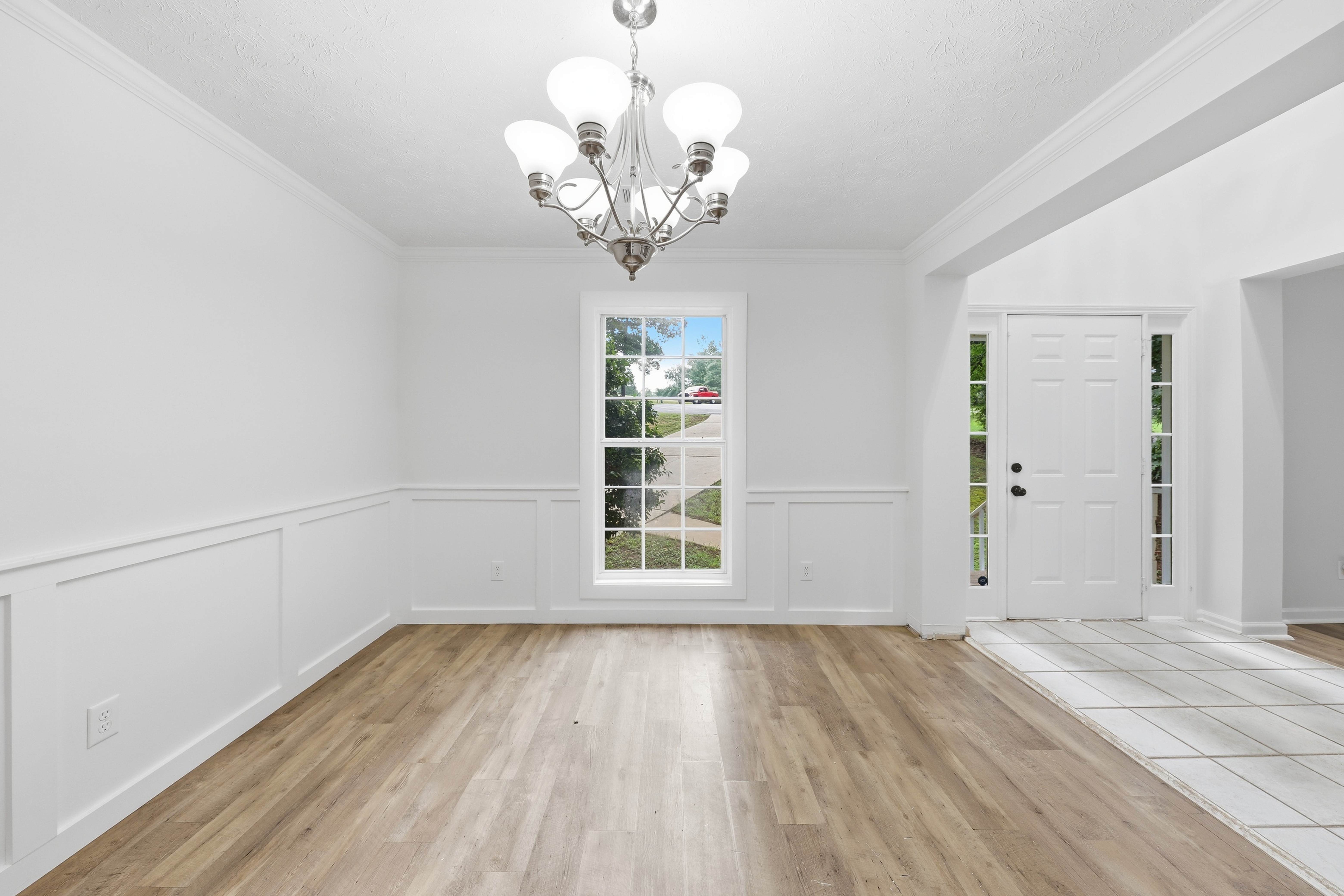Photo 6 of 39 of 208 Foxdale Ct, Lagrange, GA