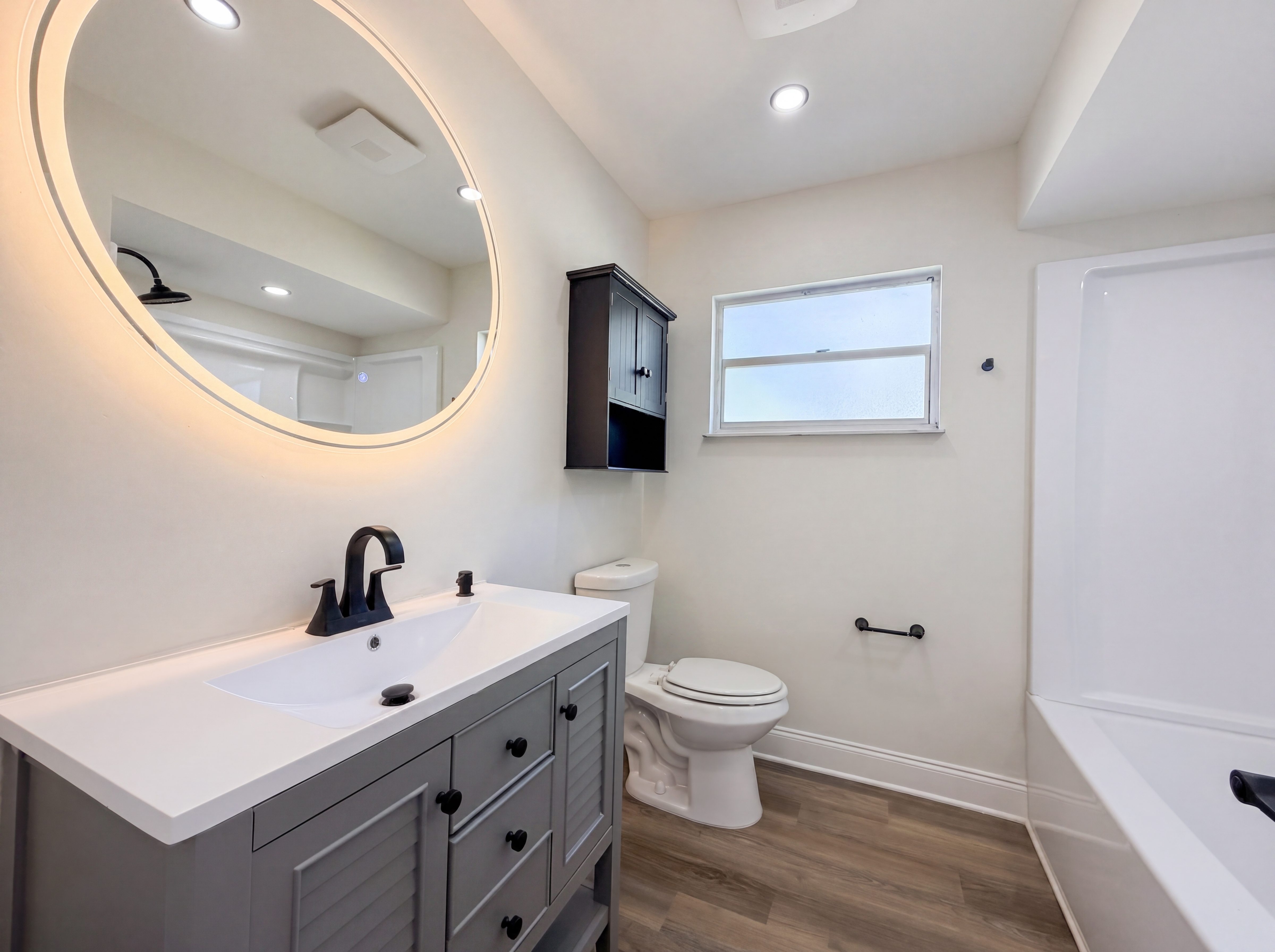 Photo 13 of 22 of 8351 Kipling Ct, Jacksonville, FL