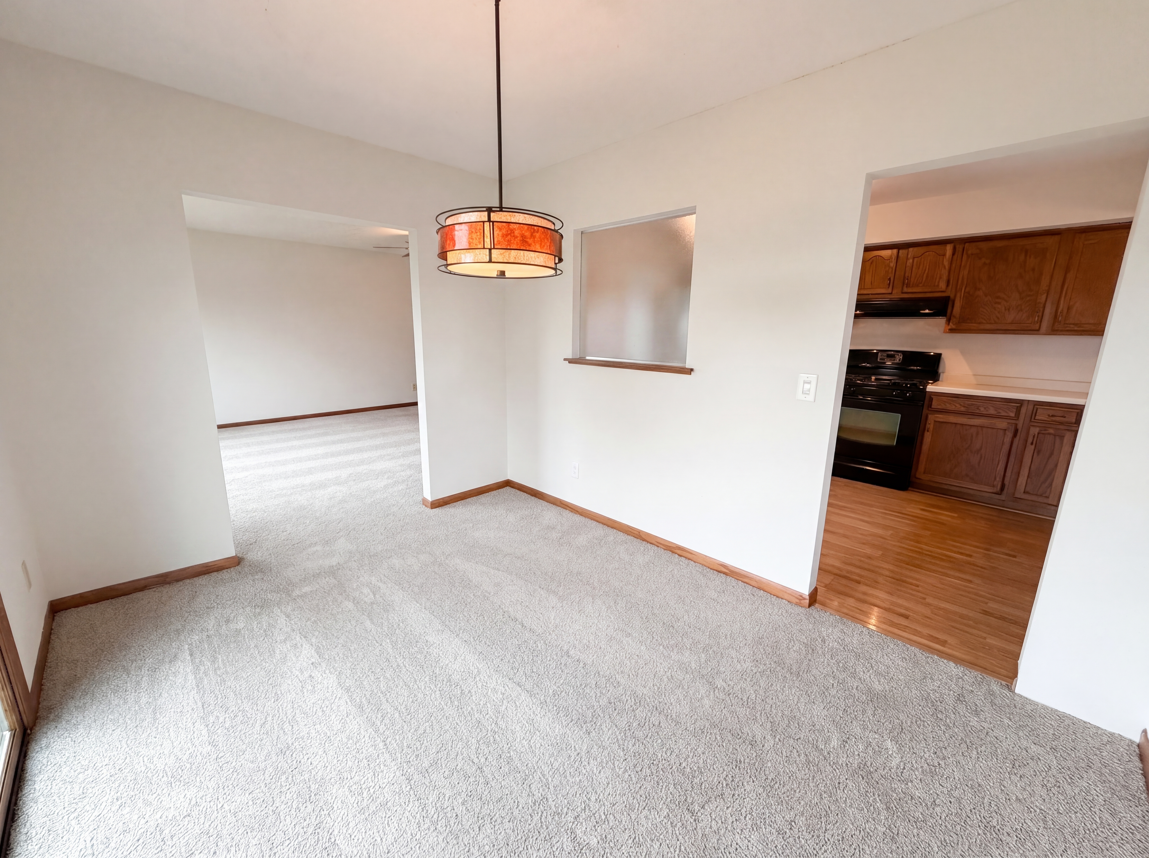 Photo 10 of 27 of 14012 Underclift St NW, Andover, MN