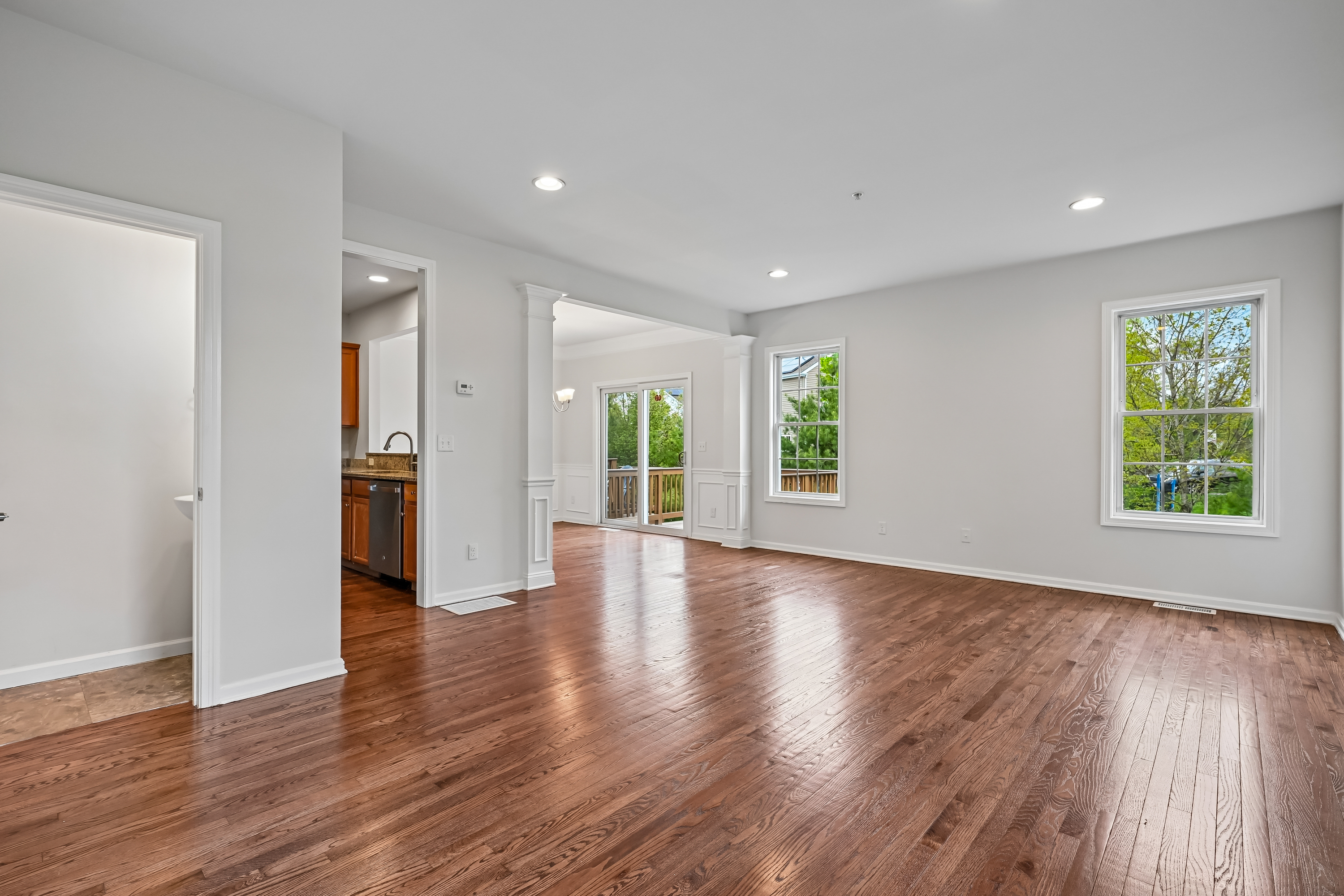 Photo 11 of 38 of 19 Crispwater Way, Hopkinton, MA