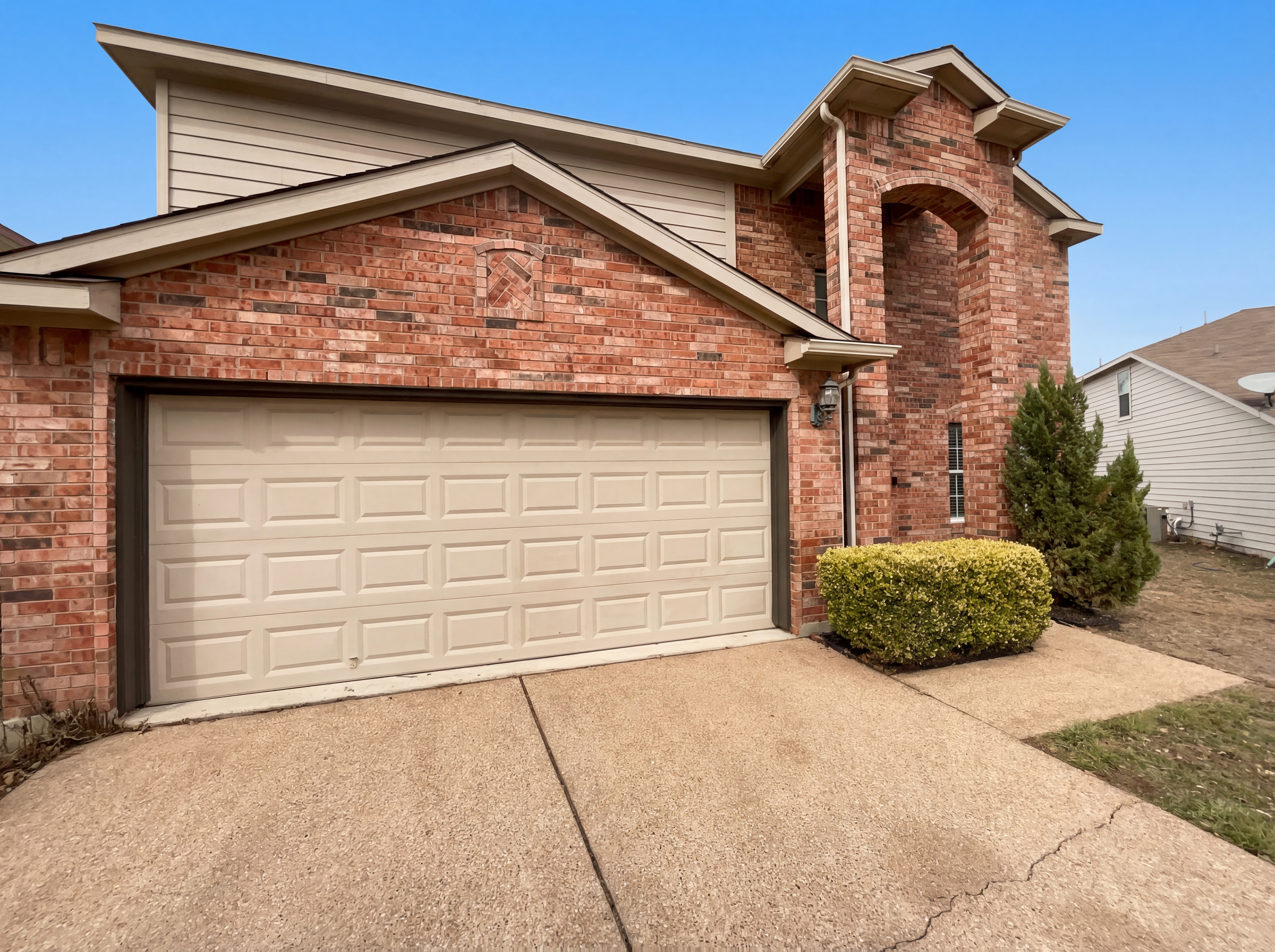 Photo 9 of 37 of 965 Sweet Gum Dr, Kyle, TX