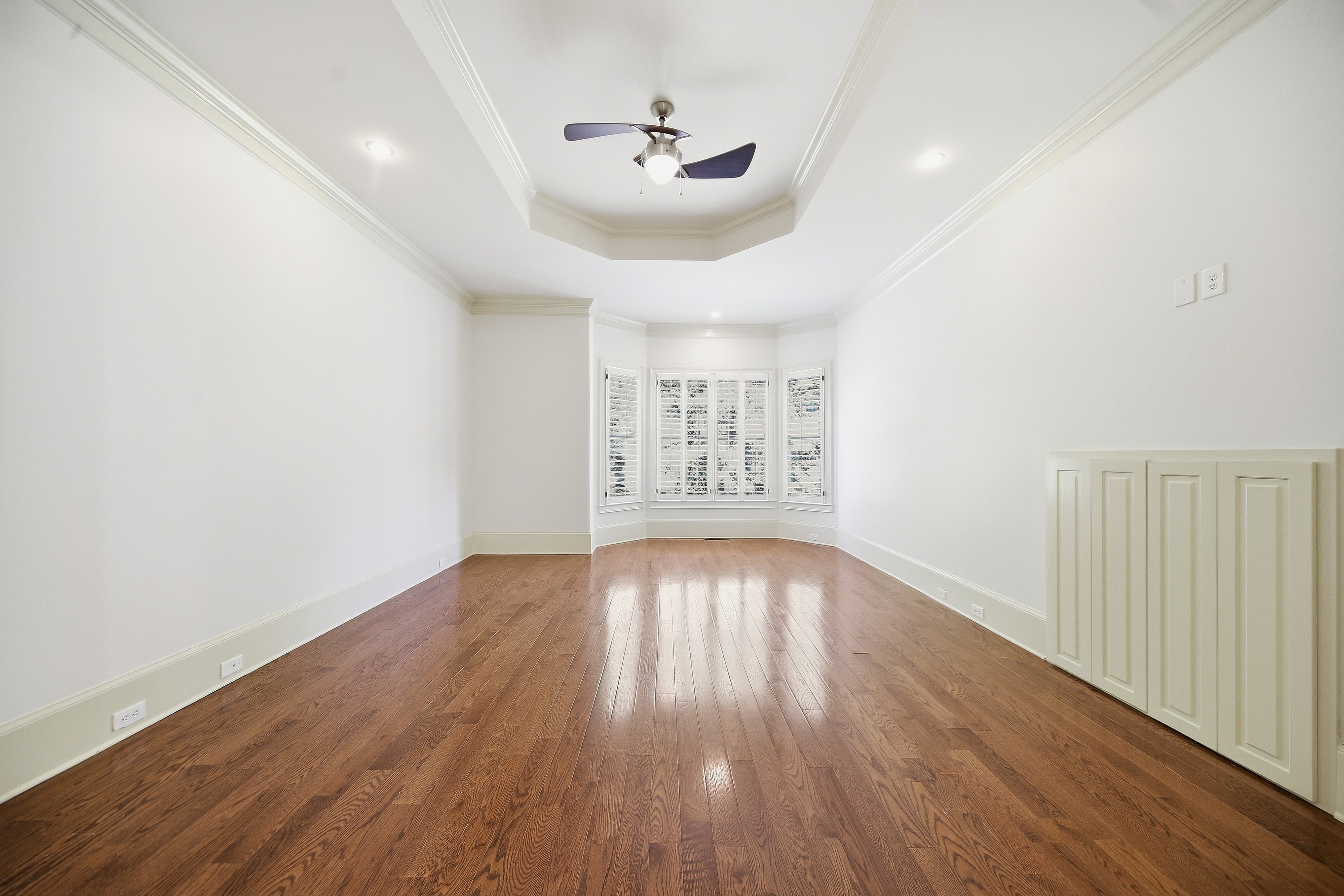 Photo 4 of 52 of 3420 Camellia Ln, Suwanee, GA