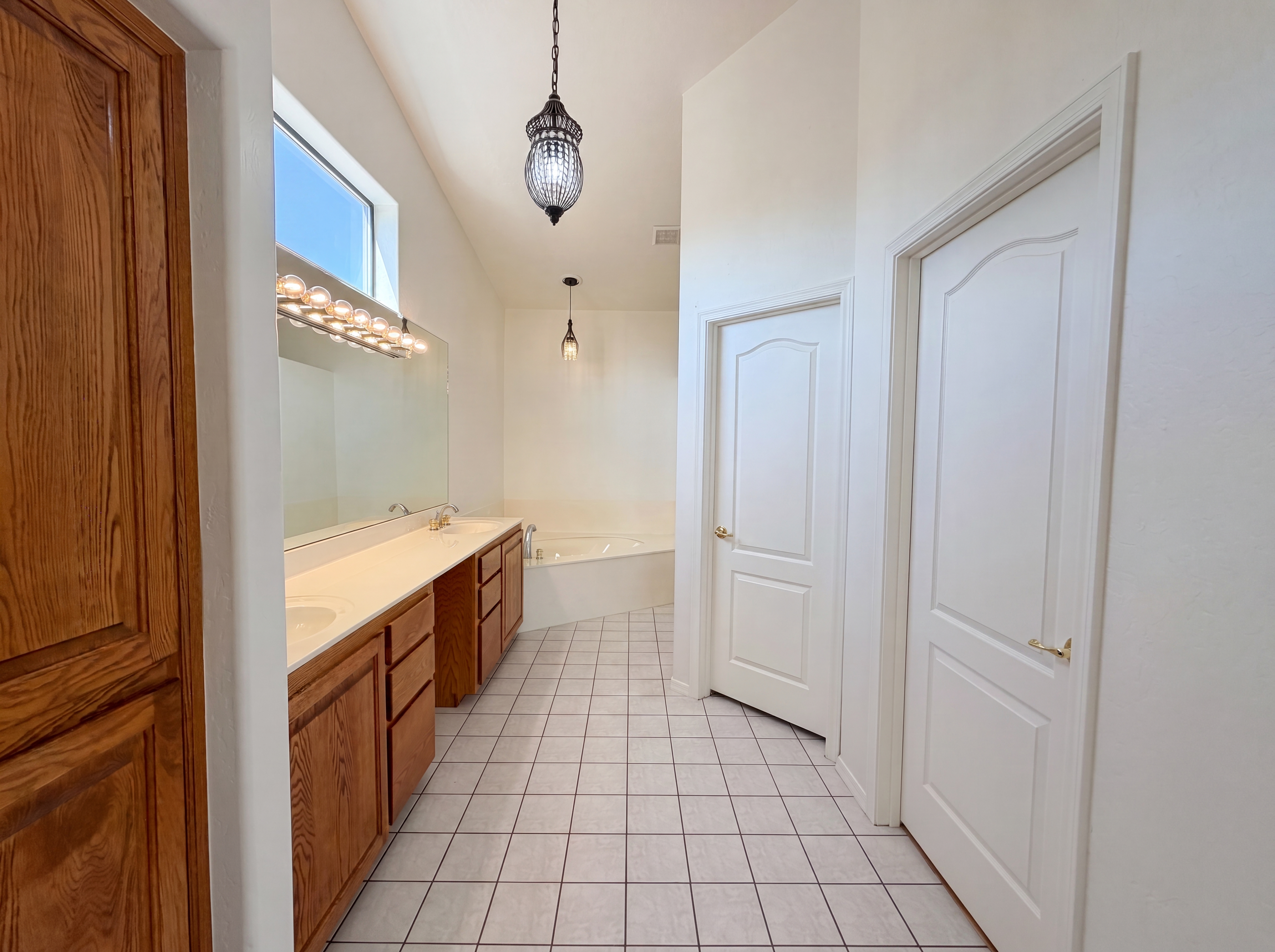Photo 6 of 25 of 1207 E Clearview Dr, Casa Grande, AZ