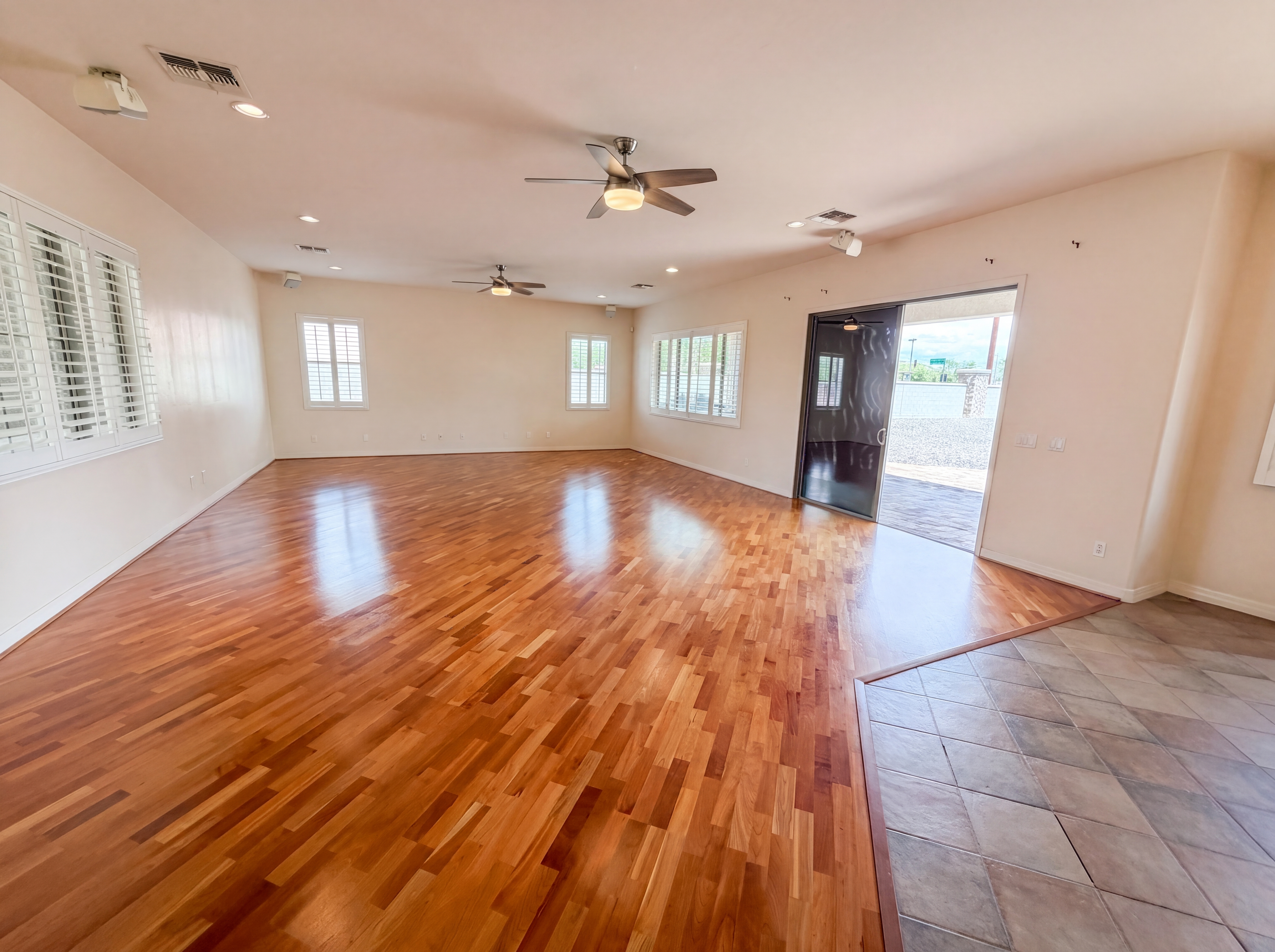 Photo 9 of 45 of 6033 S Mack Ave, Gilbert, AZ