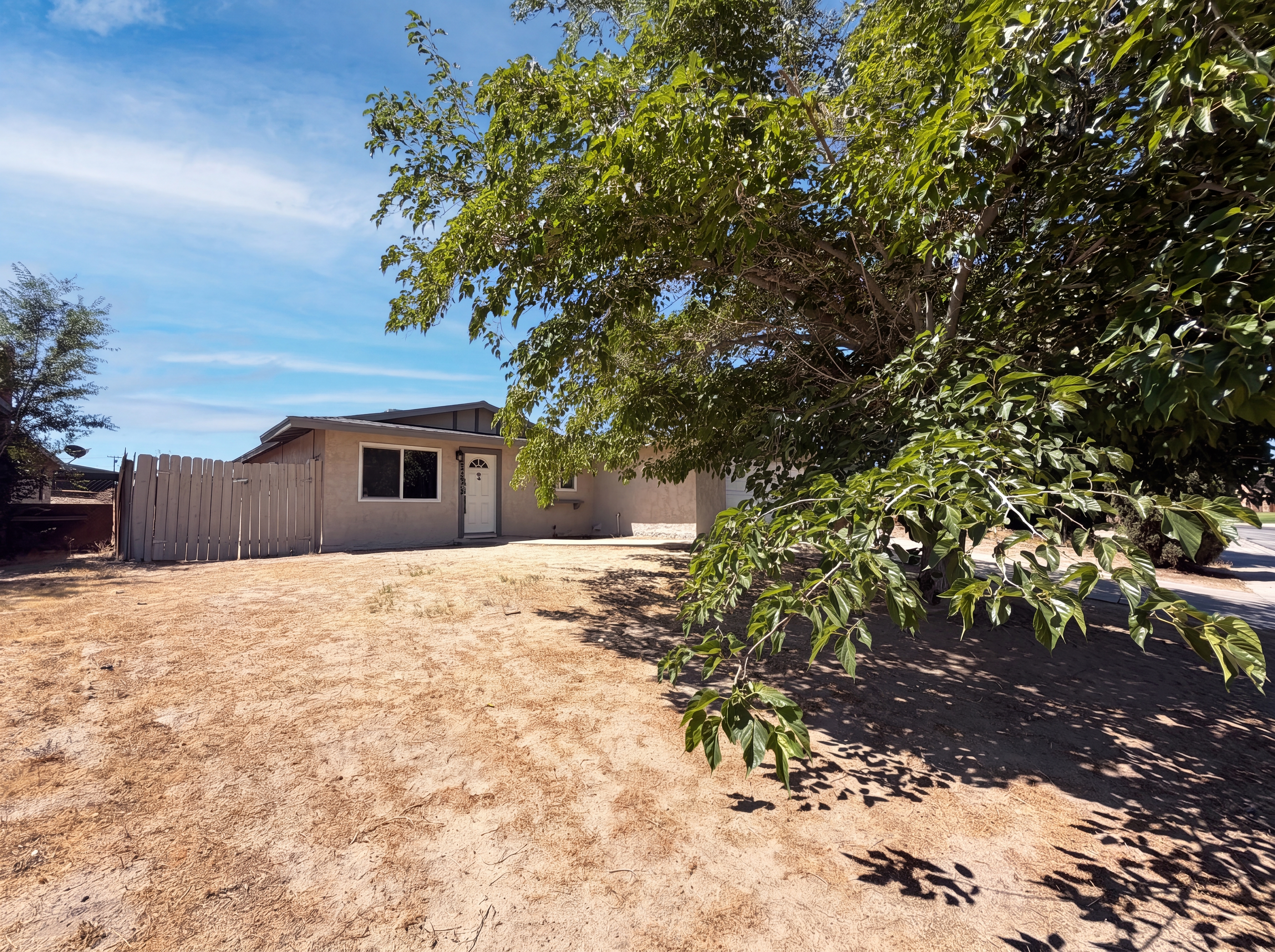 Photo 23 of 24 of 15929 La Verida Dr, Victorville, CA