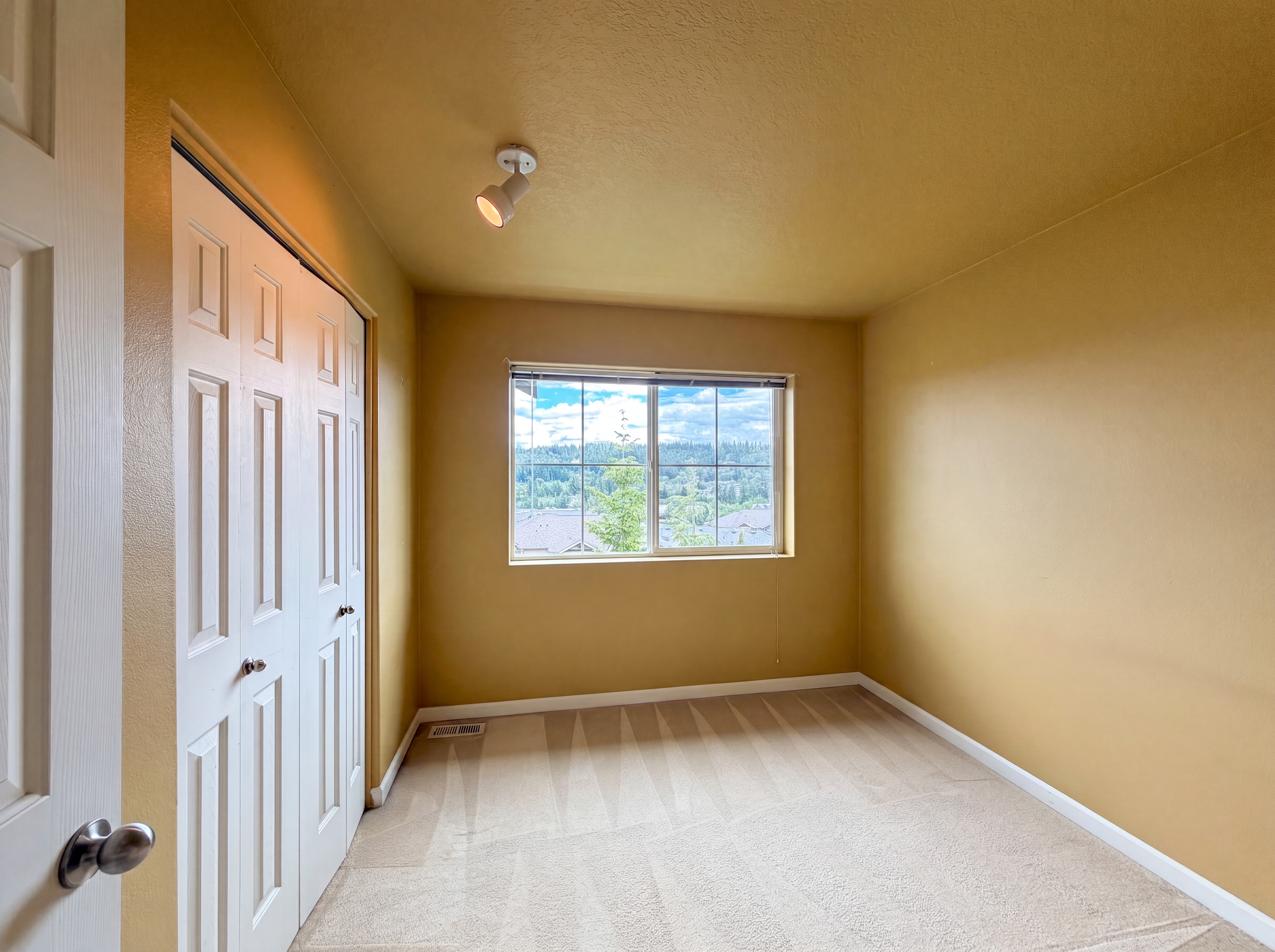 Photo 13 of 26 of 15485 SW Sparrow Loop, Beaverton, OR