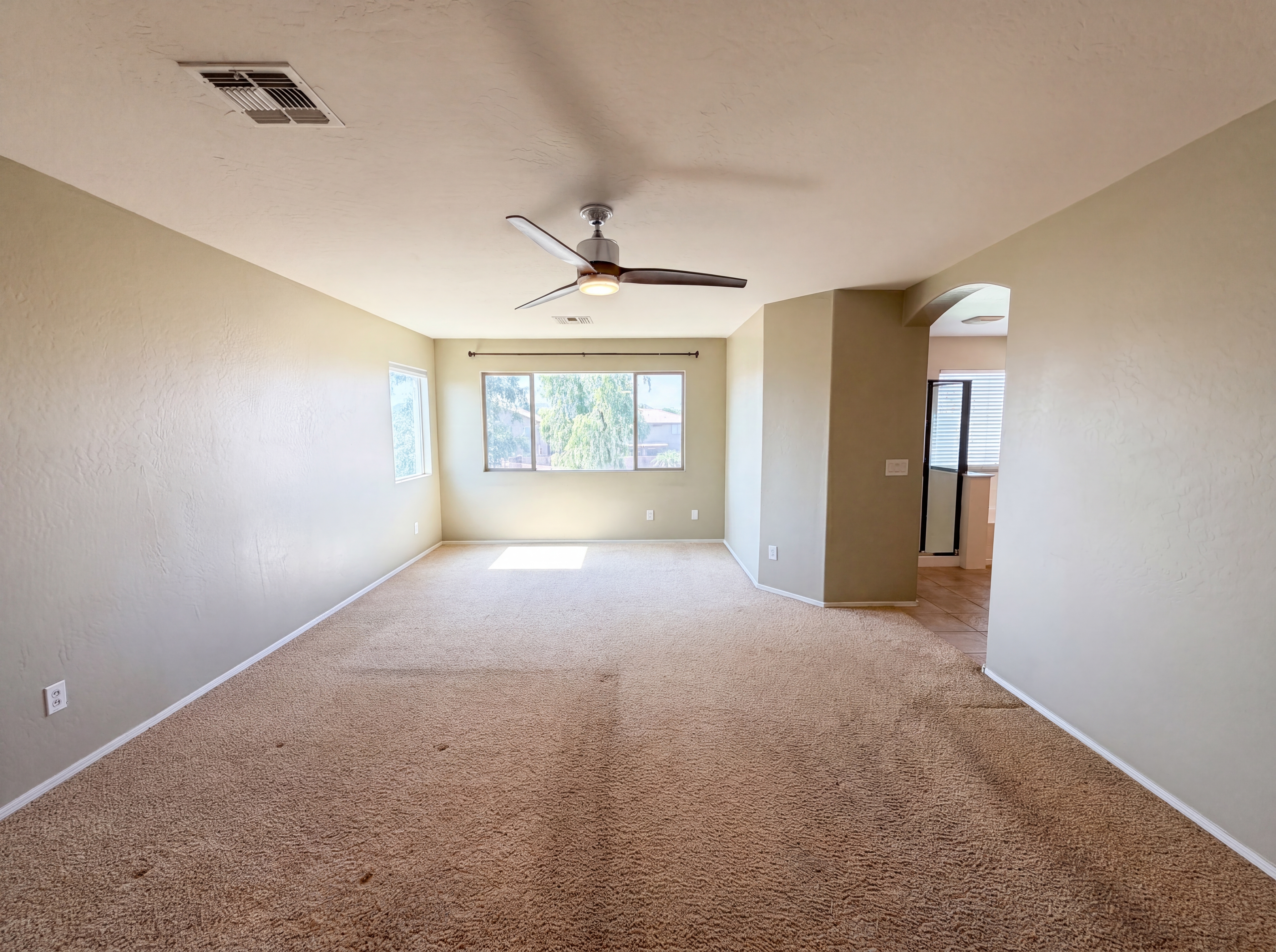 Photo 12 of 33 of 11397 W Lincoln St, Avondale, AZ