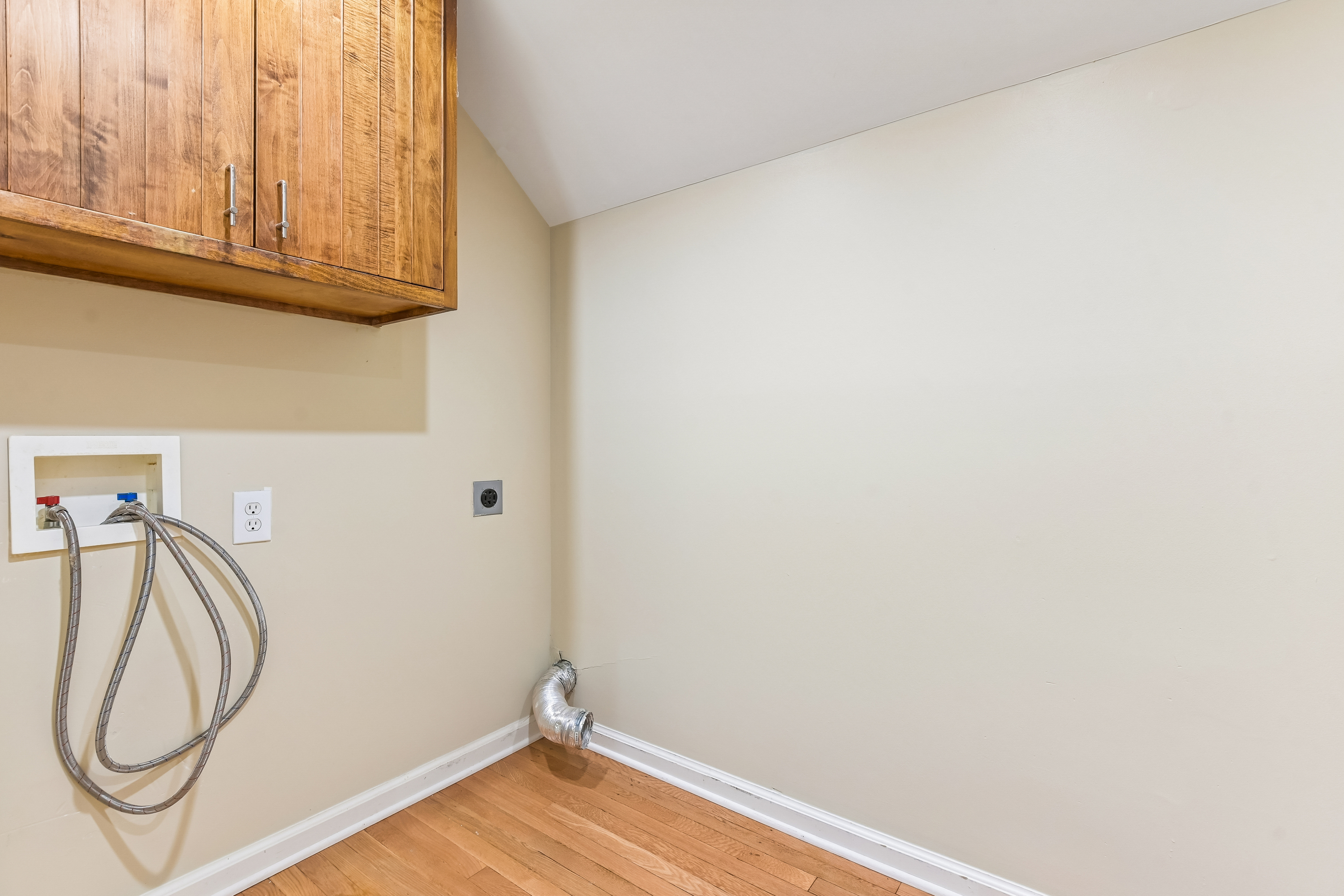 Photo 50 of 87 of 3135 Spalding Dr, Atlanta, GA