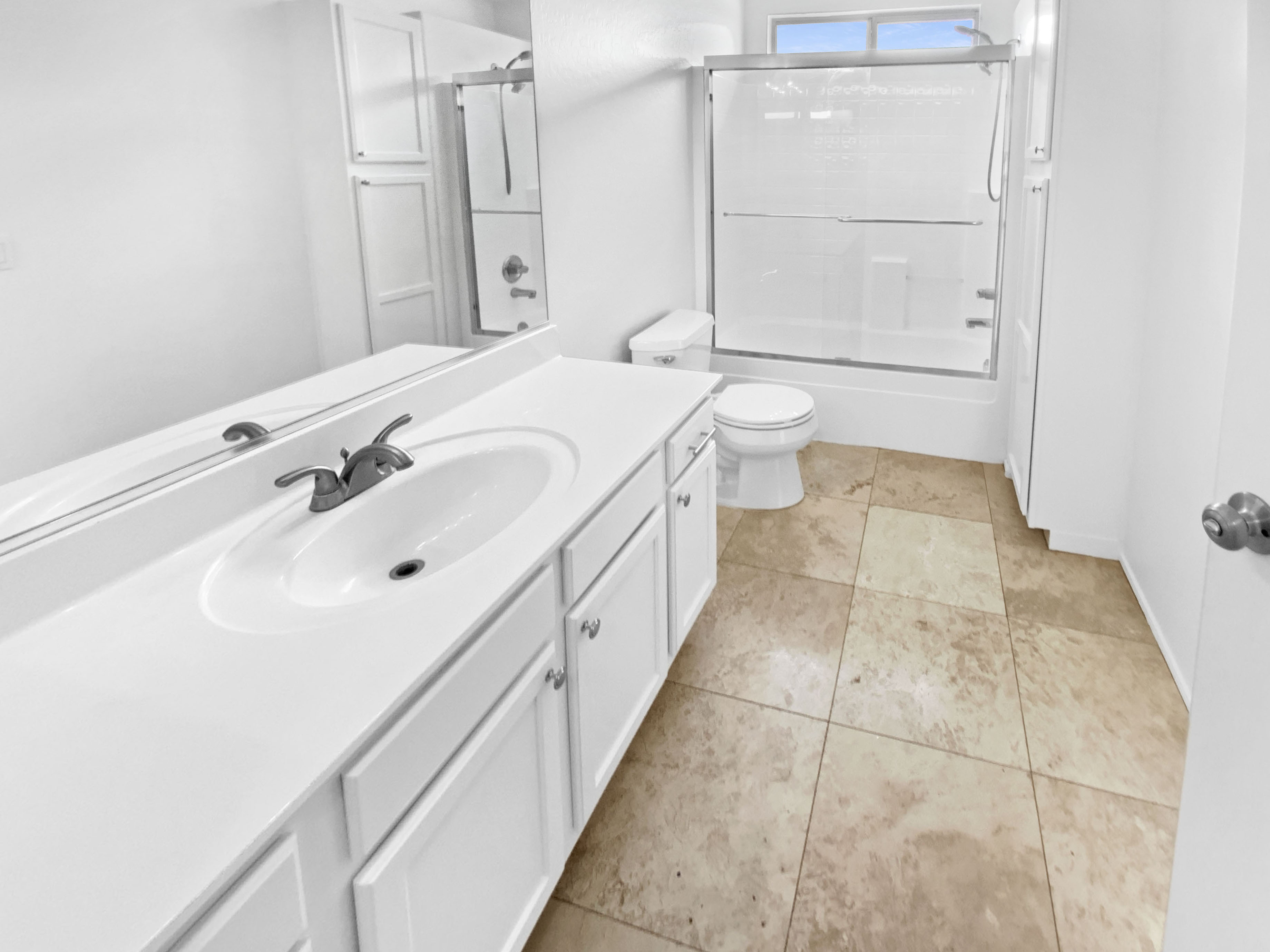 Photo 6 of 22 of 10933 W Vista Ave, Glendale, AZ