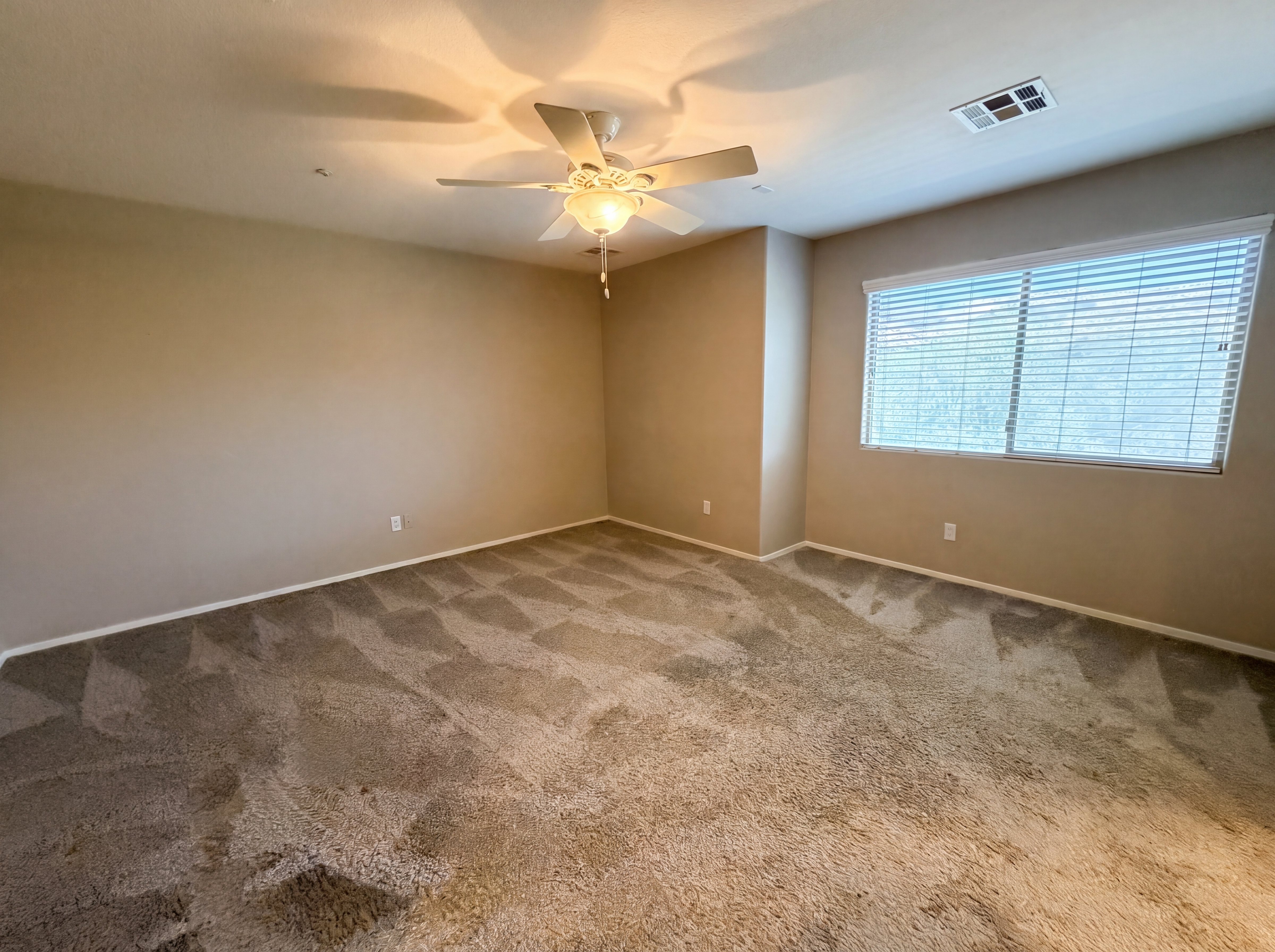 Photo 4 of 31 of 1565 E Hopkins Rd, Gilbert, AZ