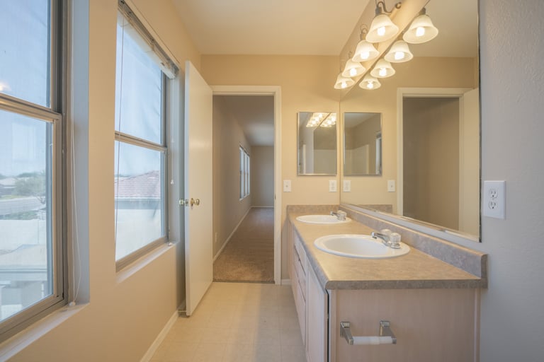Photo 15 of 33 - 22274 N 106th Ln, Peoria, AZ 85383