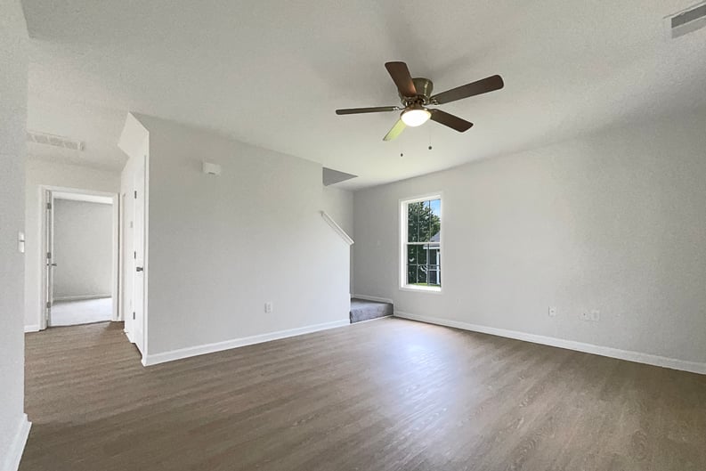Property photo 3 of 4025 Scofield Dr