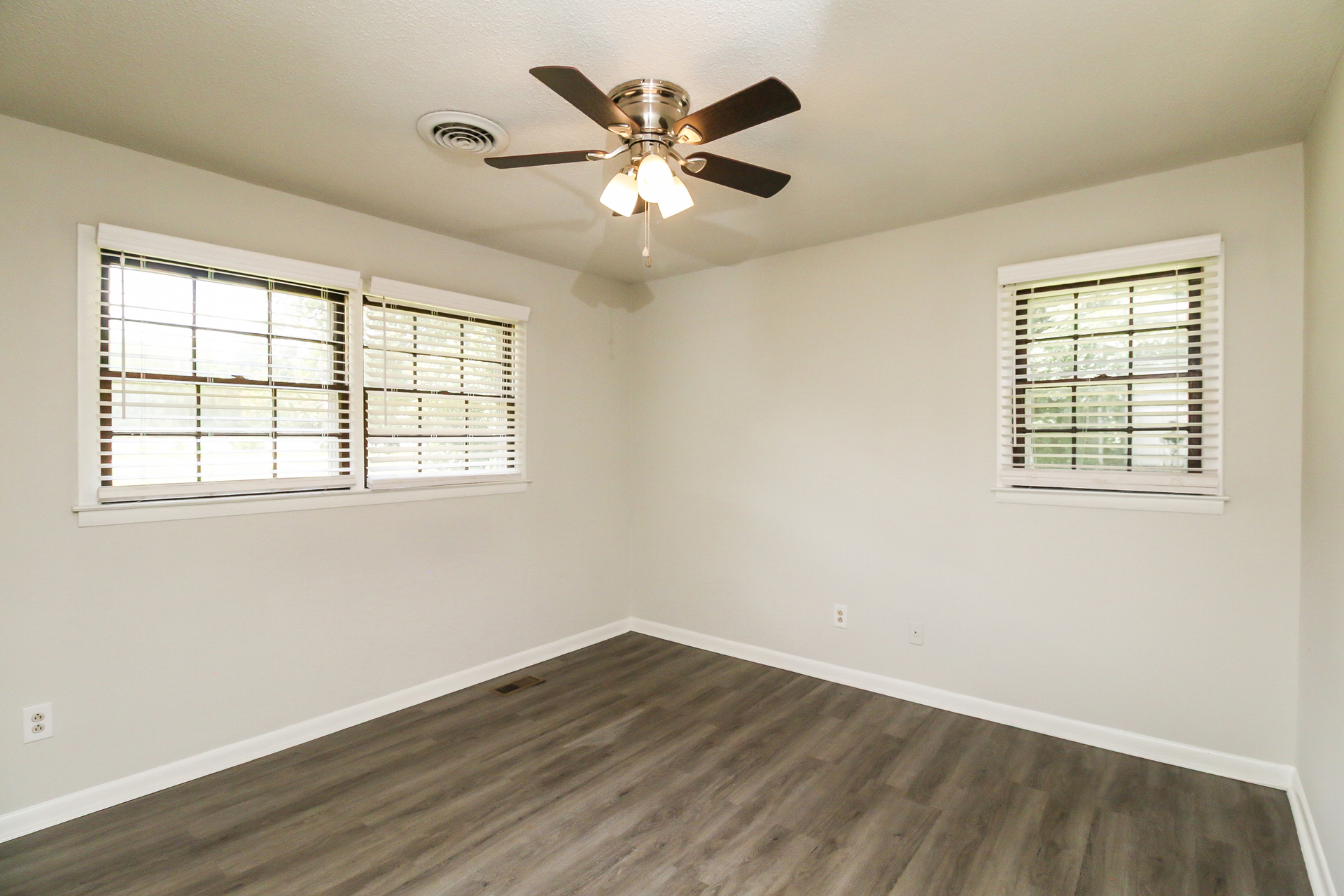 Photo 4 of 22 of 2460 Greensboro Rd, Madison, GA